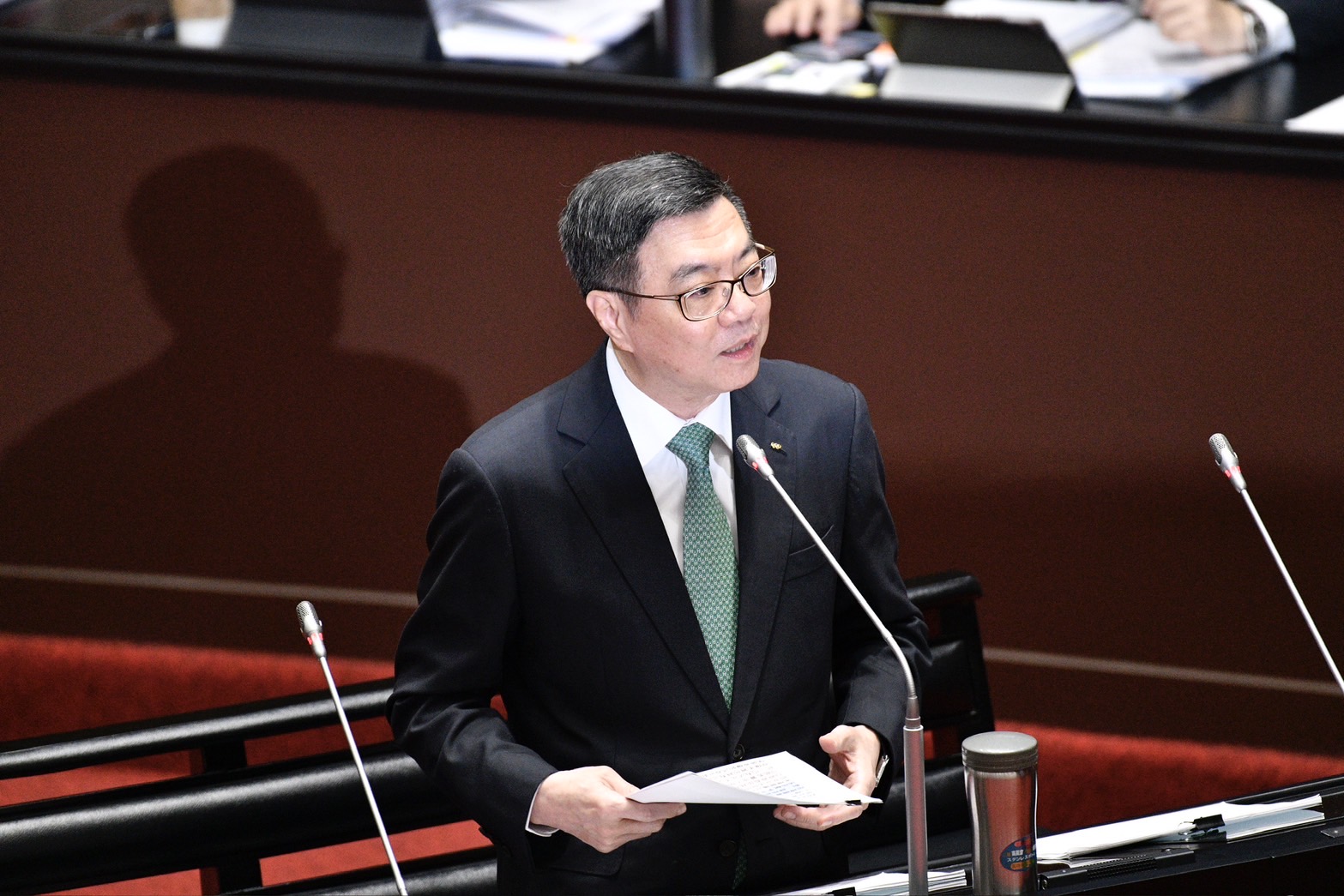 針對中國官媒記者插手某電視台政論節目內容，卓榮泰直指，此案看出NCC的重要性。（本刊資料照）