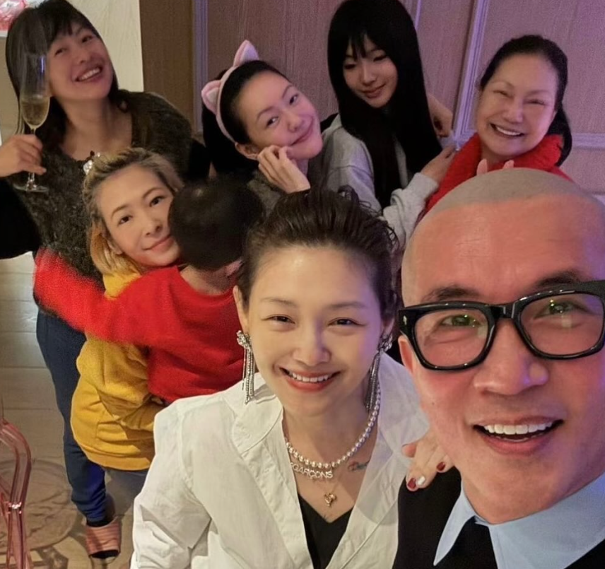 具俊曄與大S才上傳歡度跨年的照片，如今傳來悲報。（翻自具俊曄IG）