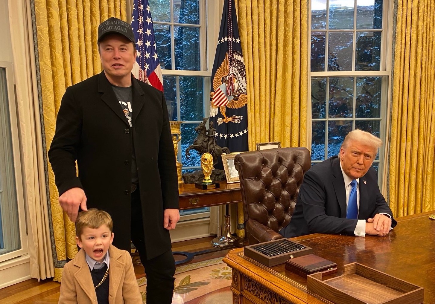 馬斯克（左）堪稱川普的最大金主，如今已退出政治一線。（翻攝X@elonmusk）