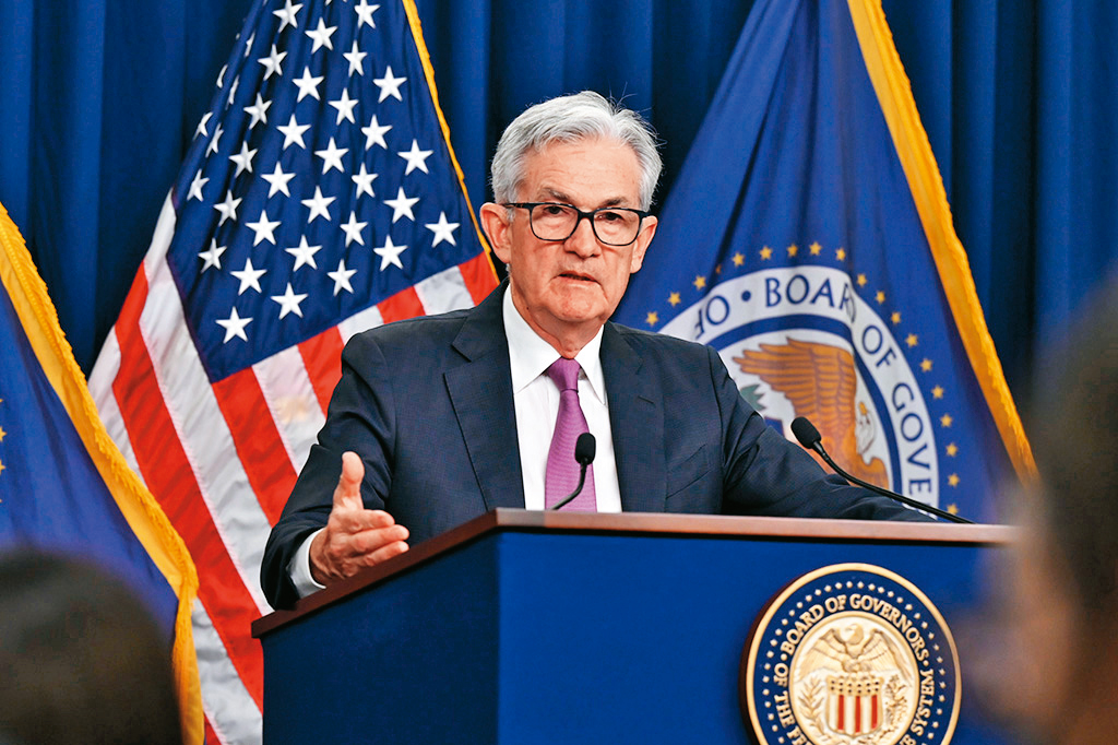 由於就業報告不如預期，市場認為12月聯準會的升息機率下降。（翻攝聯準會flickr）