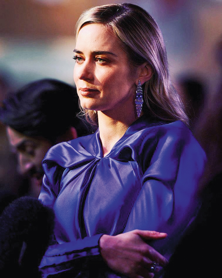 女星艾蜜莉布朗坦承在親密戲時會感到噁心。(翻攝自Emily Blunt IG)