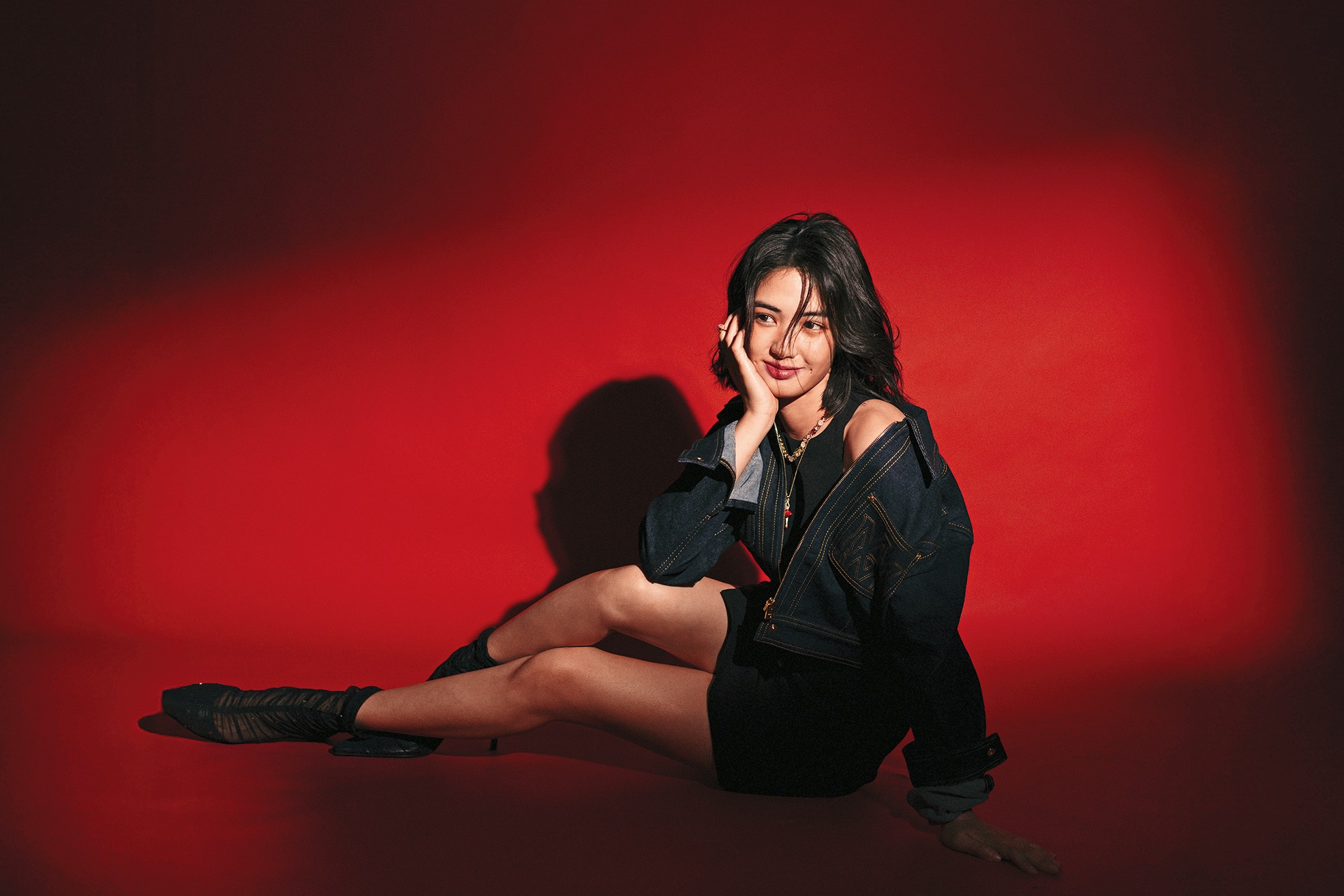 雷嘉汭演的戲大概分兩種，一種是跟超自然有關，另外一種則涉及多元種族，都是一個不小心，就會得罪人（或看不見的朋友）。