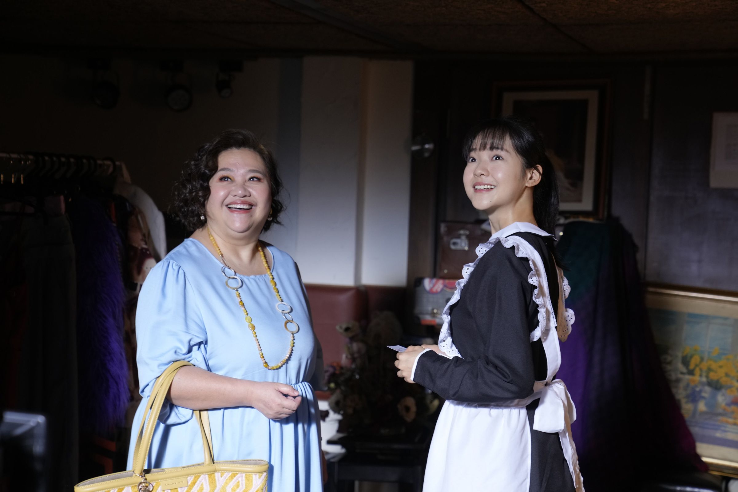 《影后》鍾欣凌飾演經紀人帶著新星演員林廷憶四處試鏡。（Netflix提供）