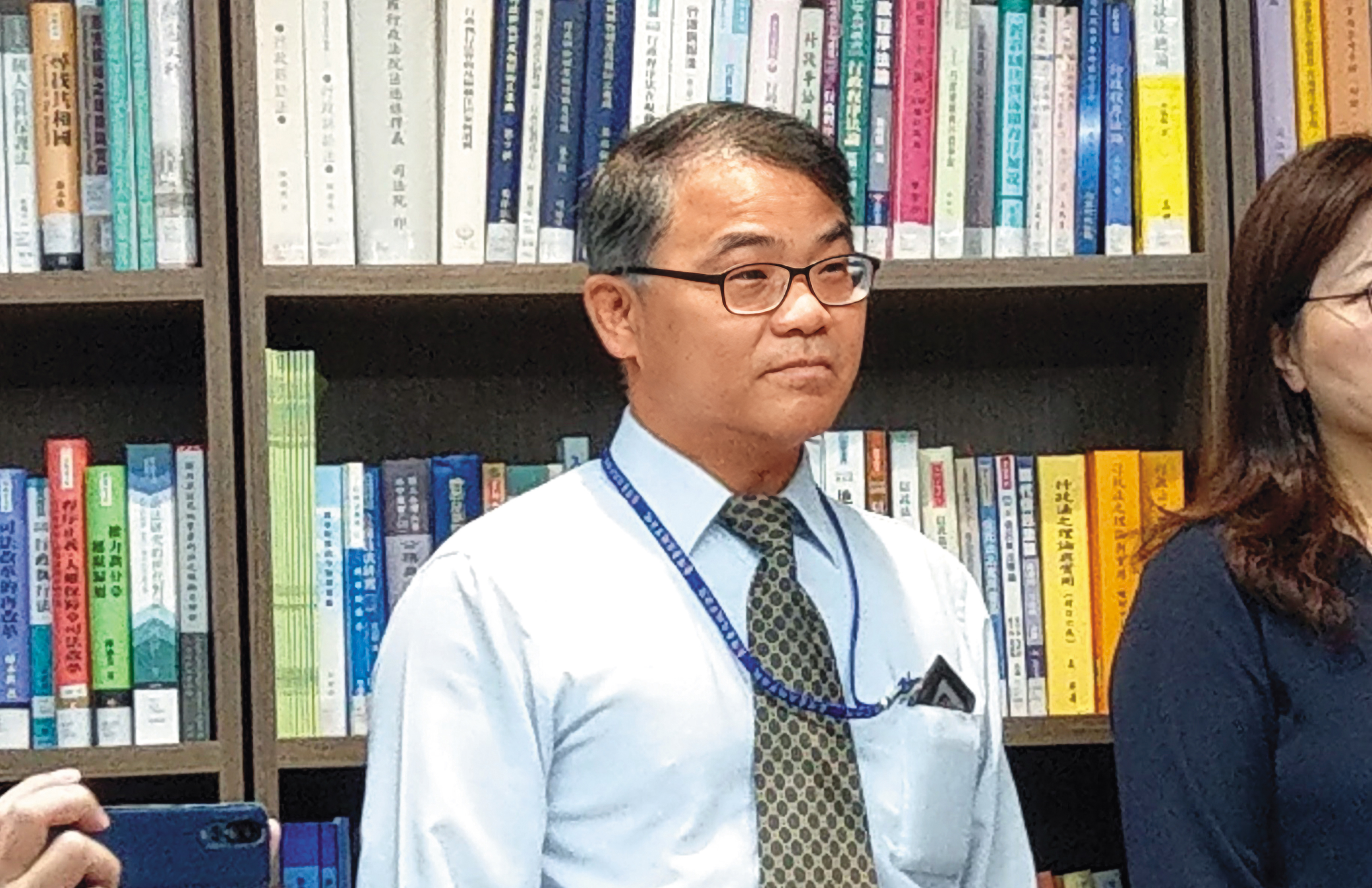 高院法官陳勇松(圖)曾是國安密帳案關鍵被告劉冠軍的委任律師,劉冠軍當年已偷渡出境,陳竟還替他申請提前退伍,製造人仍在台灣假象。