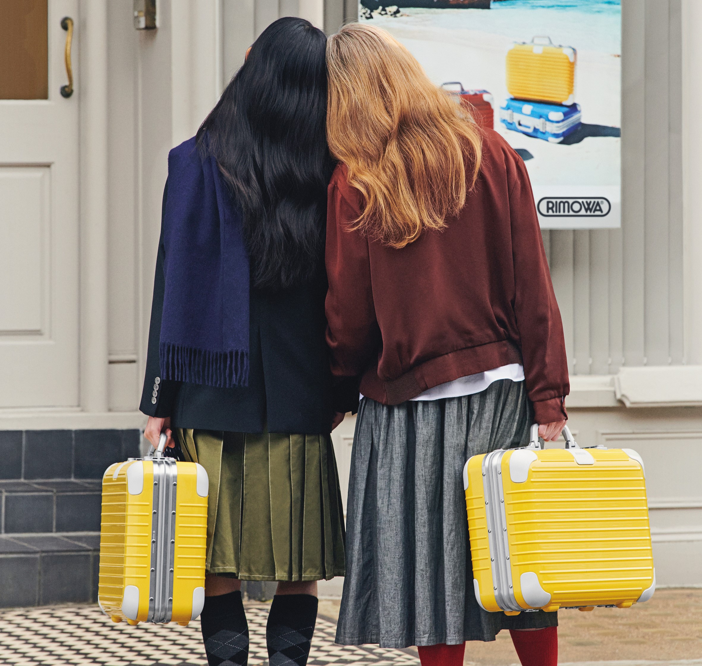 RIMOWA Holiday Case手提箱是重新詮釋品牌檔案庫中1988年的設計。（美之心提供）