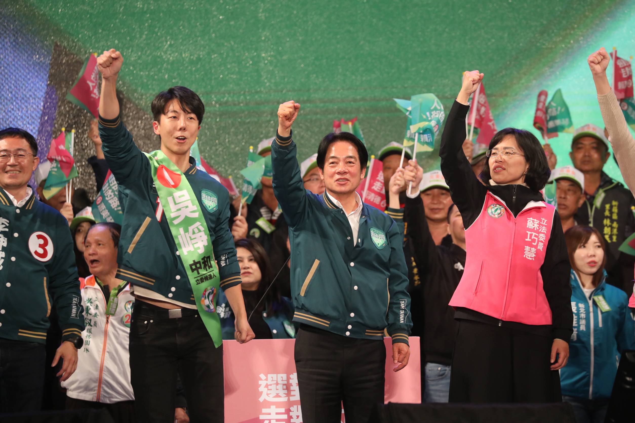 賴清德（中）針對廢死議題首度表態。（本刊資料照）