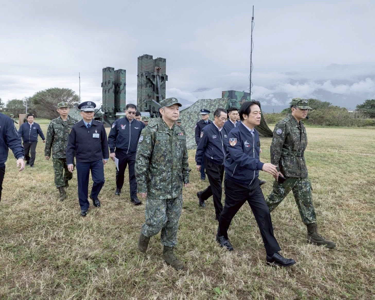 美澳智庫曝光中共侵台劇本，恐對台實施高強度政治清洗。圖為總統賴清德視察國軍基地。（翻攝賴清德臉書）