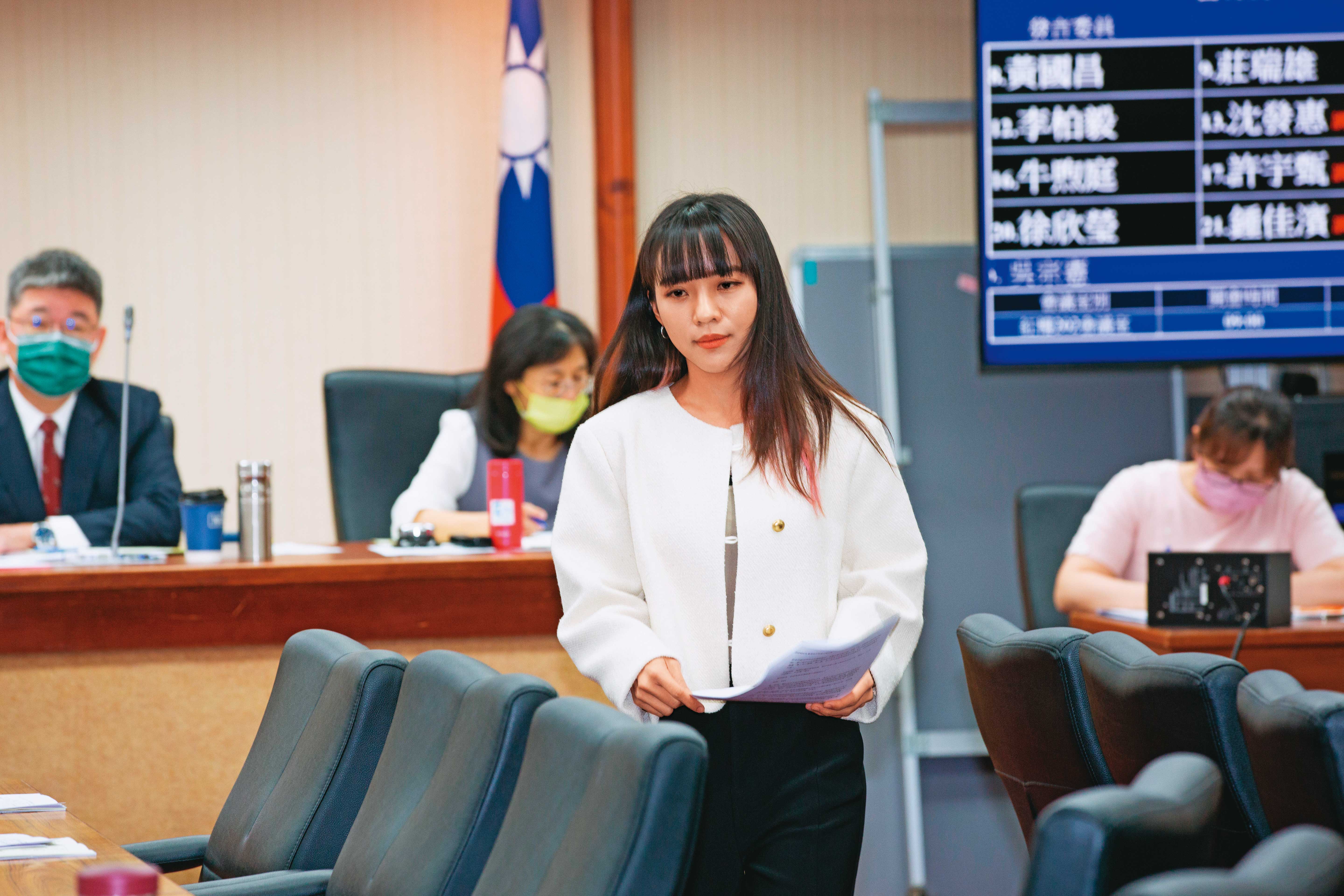 黃捷被藍營評估仇恨值極高，列入首波罷免對象。