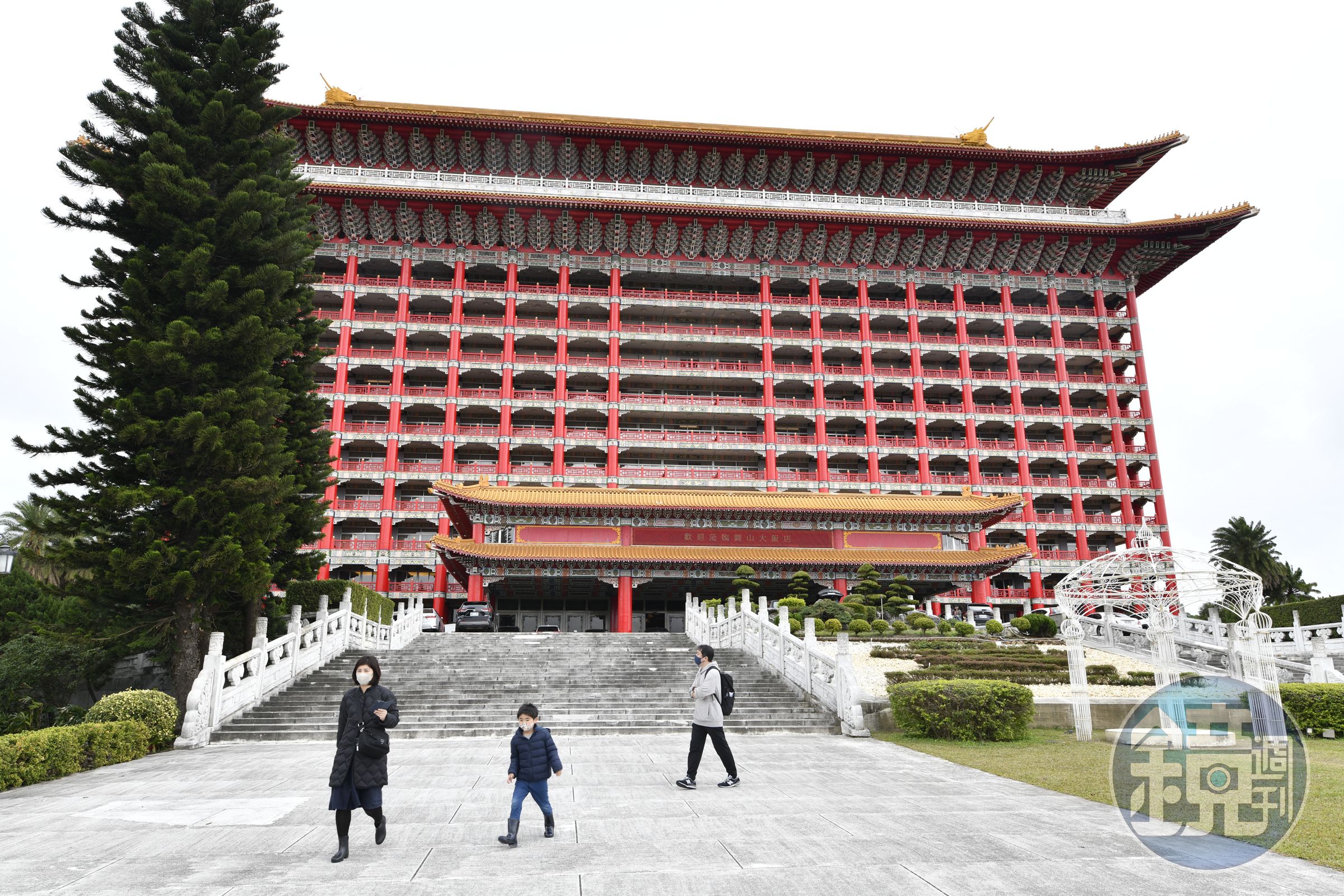 韓國瑜認為,圓山大飯店身為國有財產,若能整體規劃為議事與辦公空間,最快2年內即可完成搬遷。