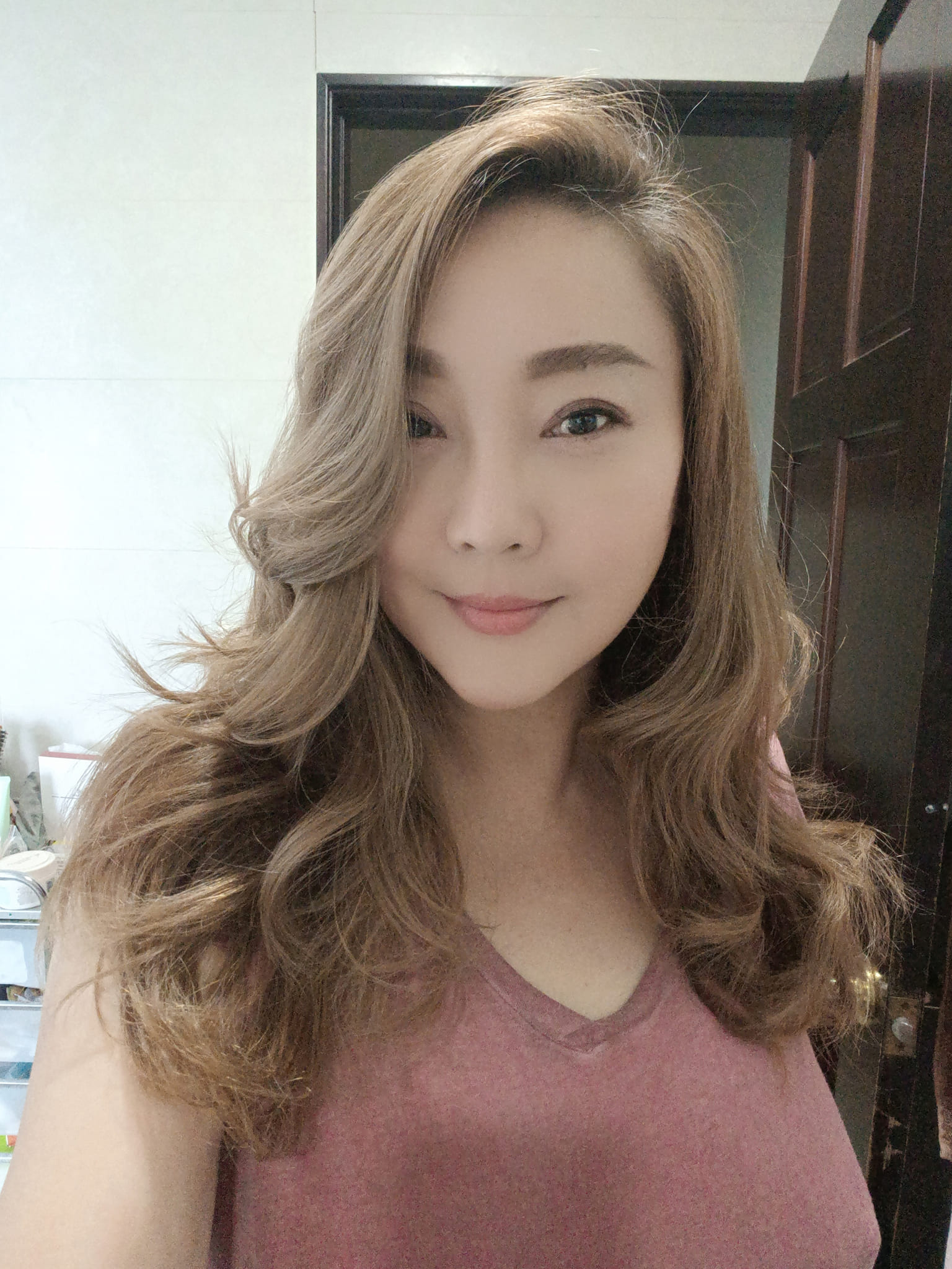 陳希愛前往大陸發展，靠著選貨的獨到眼光，成為熱門講師。（翻攝自陳希愛臉書）