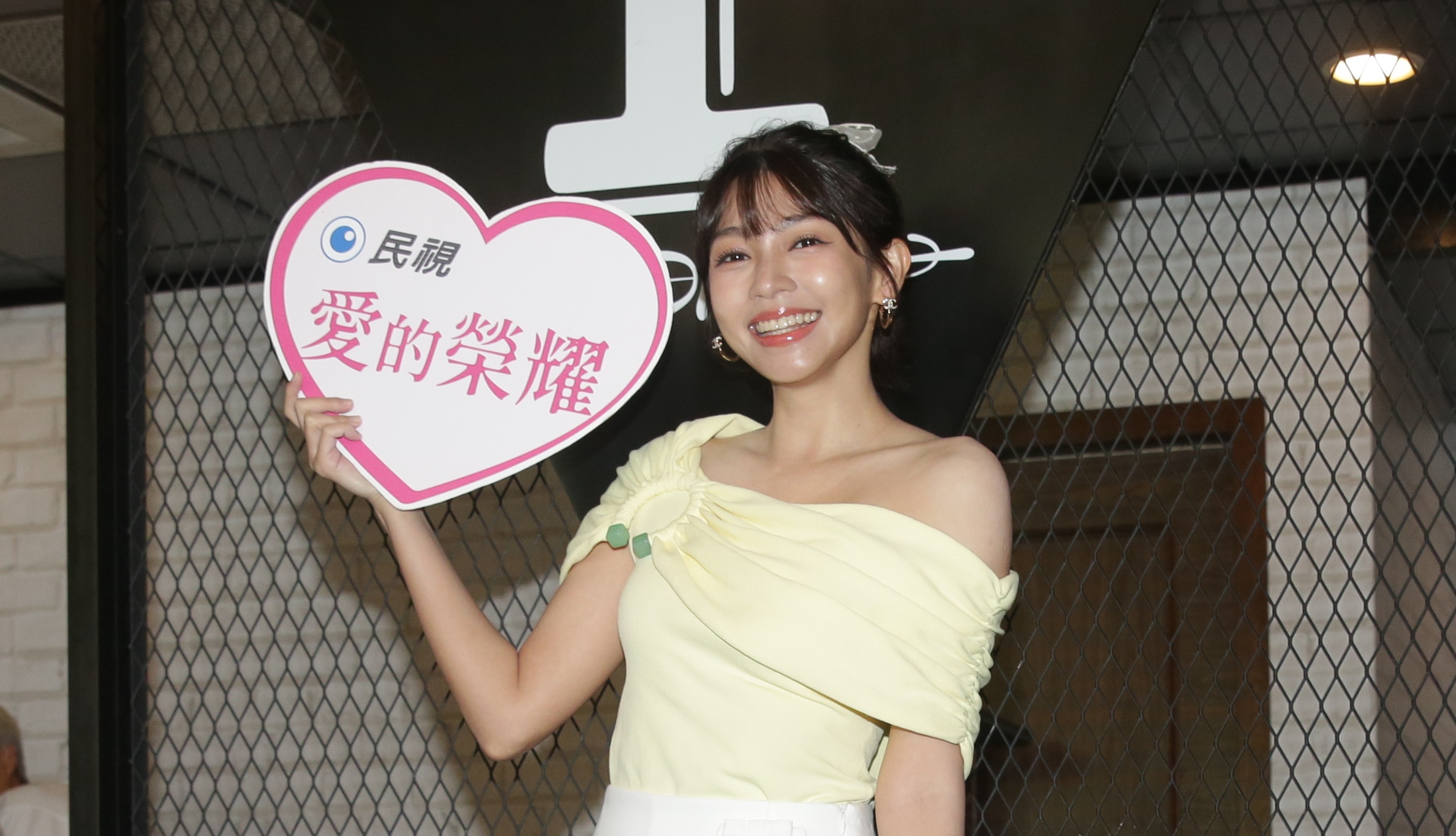 曾智希透露一度因試管嬰兒做人失敗憂鬱。