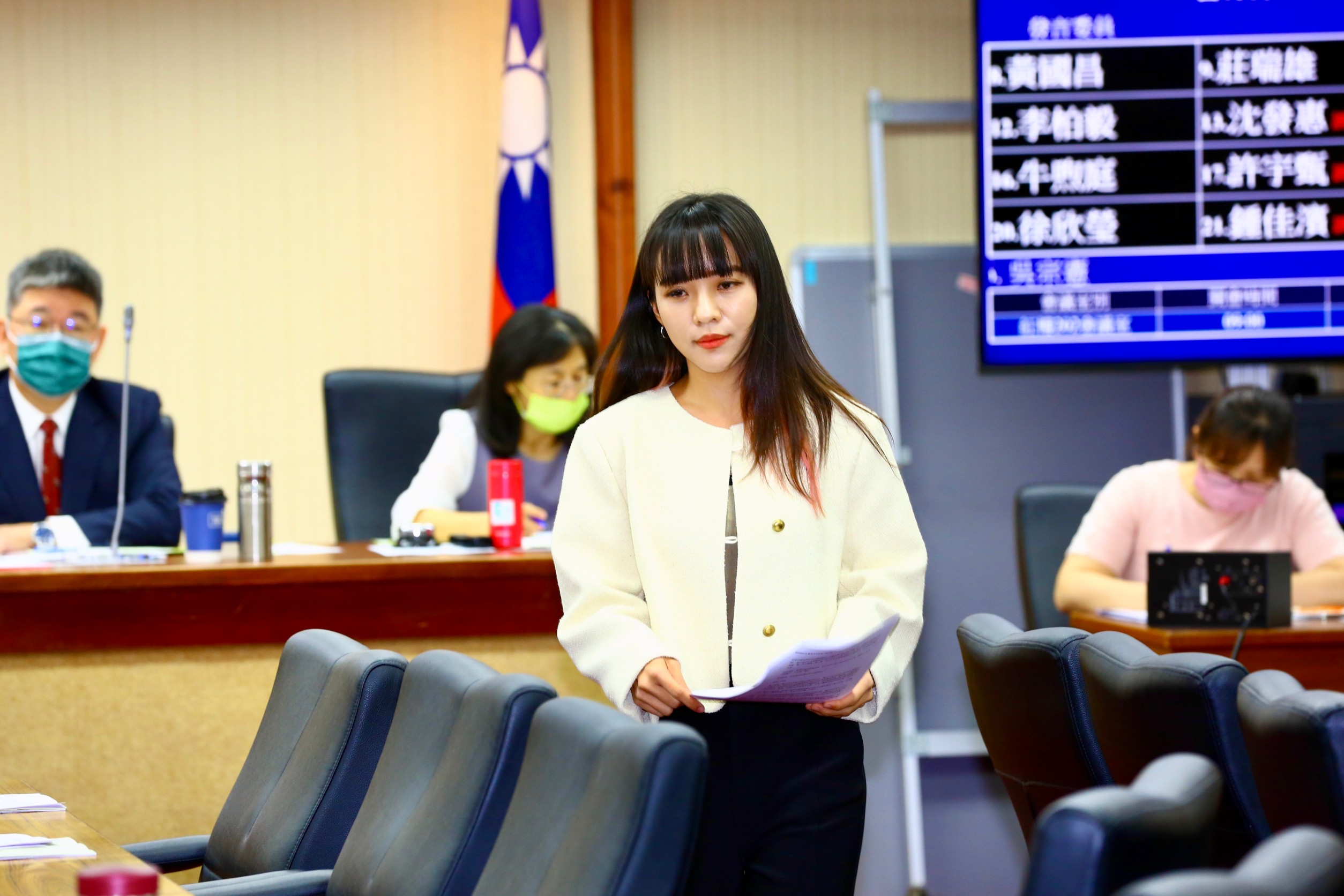 立委黃捷（圖）今列出第一會期的「成績單」，總結共主提22案、共提10案的提案，也質詢部會首長共36次。（本刊資料照）