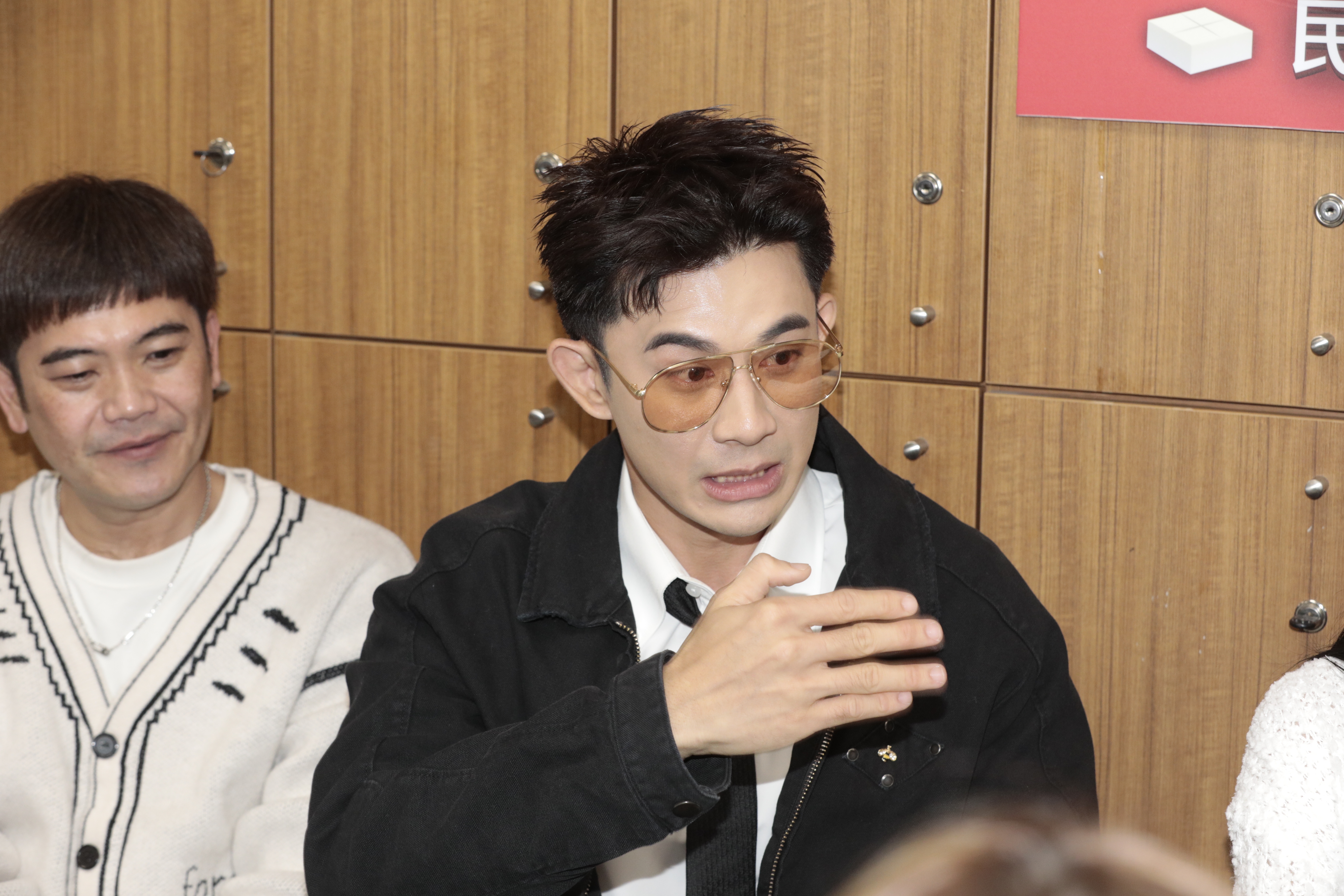 曾子益分享為戲學重機的糗事。