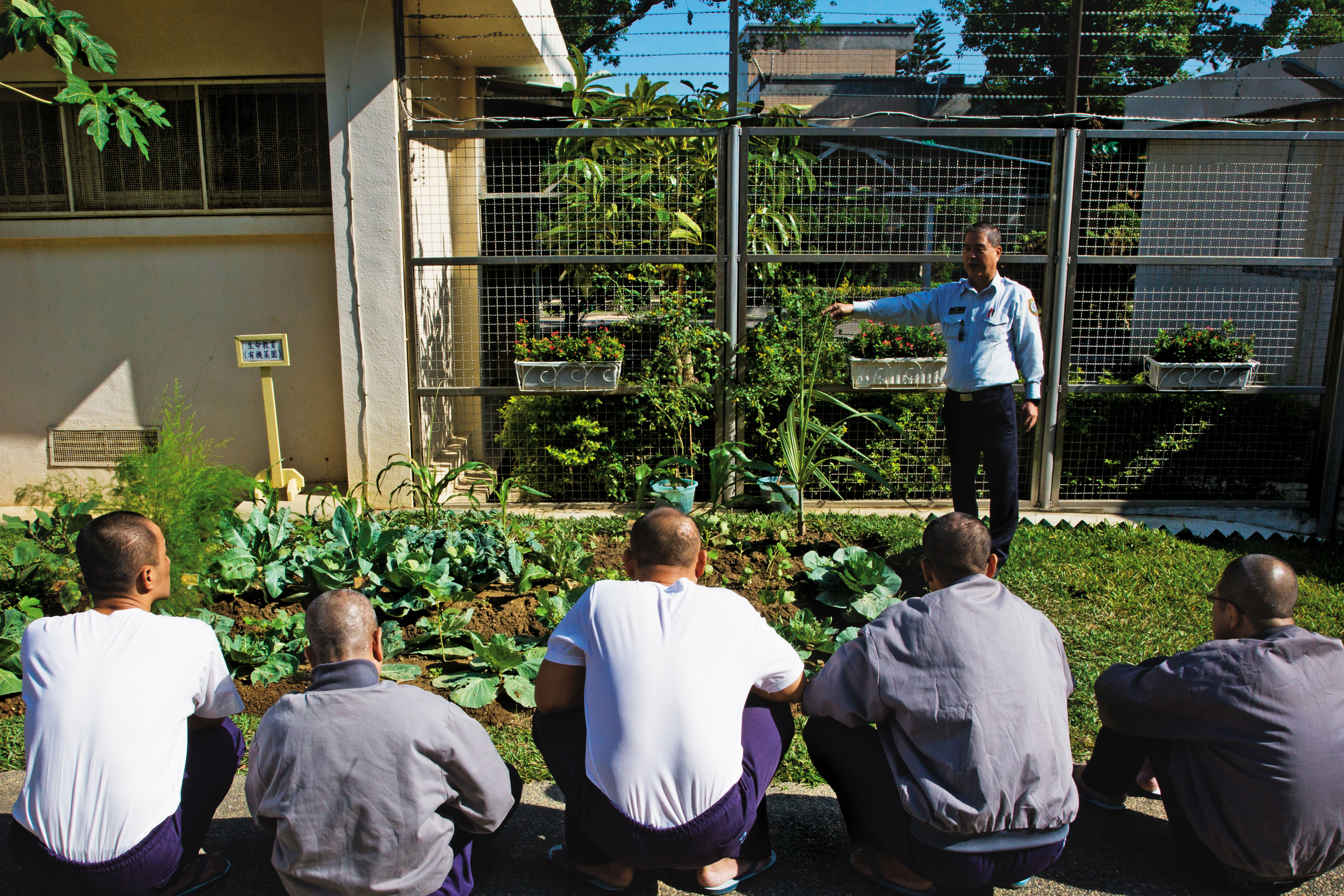 高醫驗毒誤判導致21歲黃男坐監89天，高雄地院判定以1天3千元折算，國賠26.7萬元。監所示意圖，非當事人。