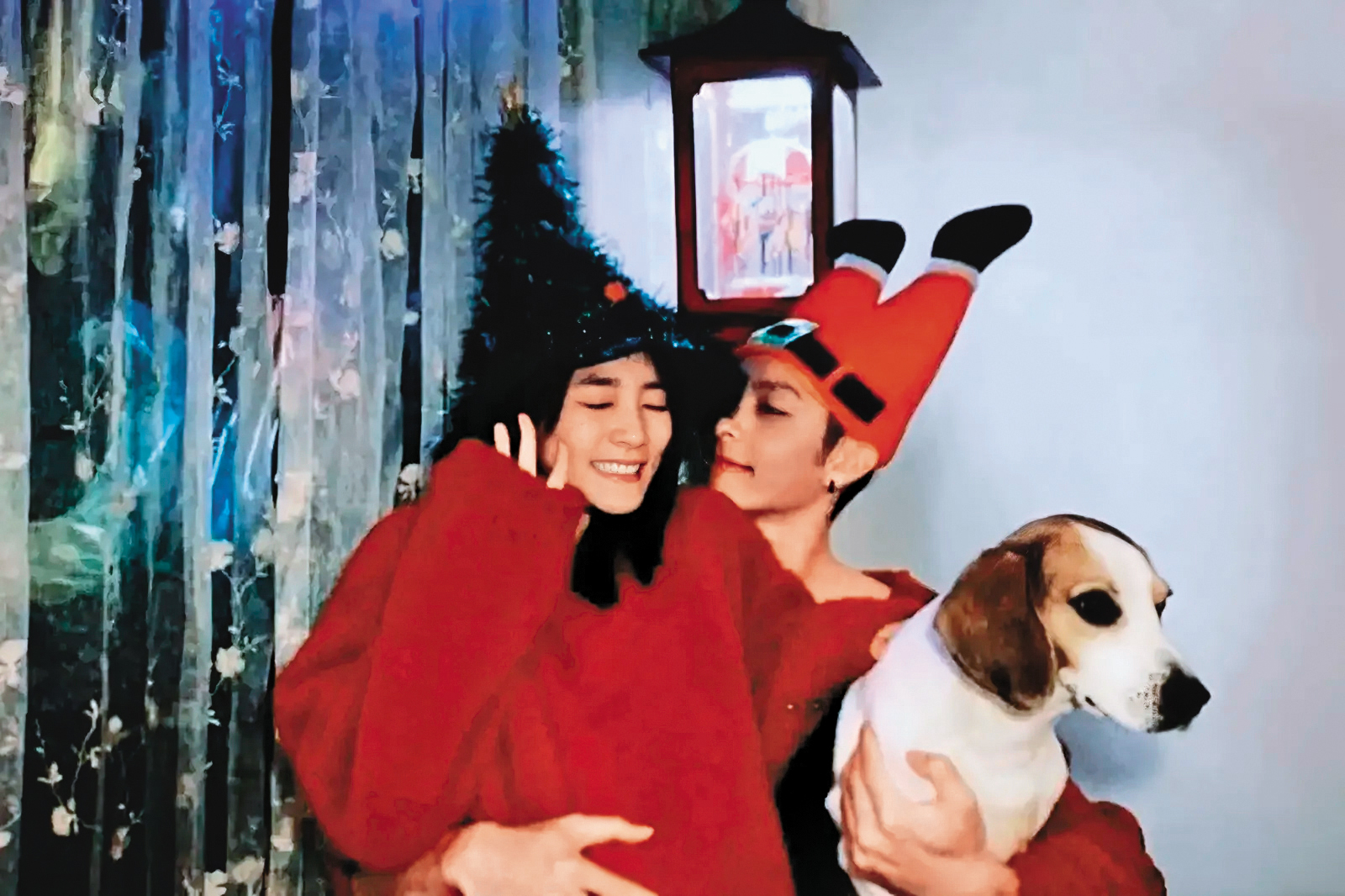 「寧淨戀」鮮少高調曬恩愛，這張合照已用到爛，趕快拍新的啦！ （翻攝自曹佑寧IG）