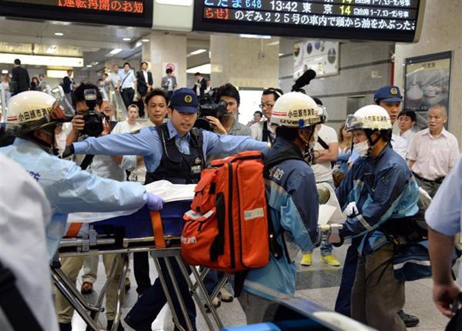 2018年,新幹線列車上有乘客被持刀砍死。(翻攝自X @ いこらTV)