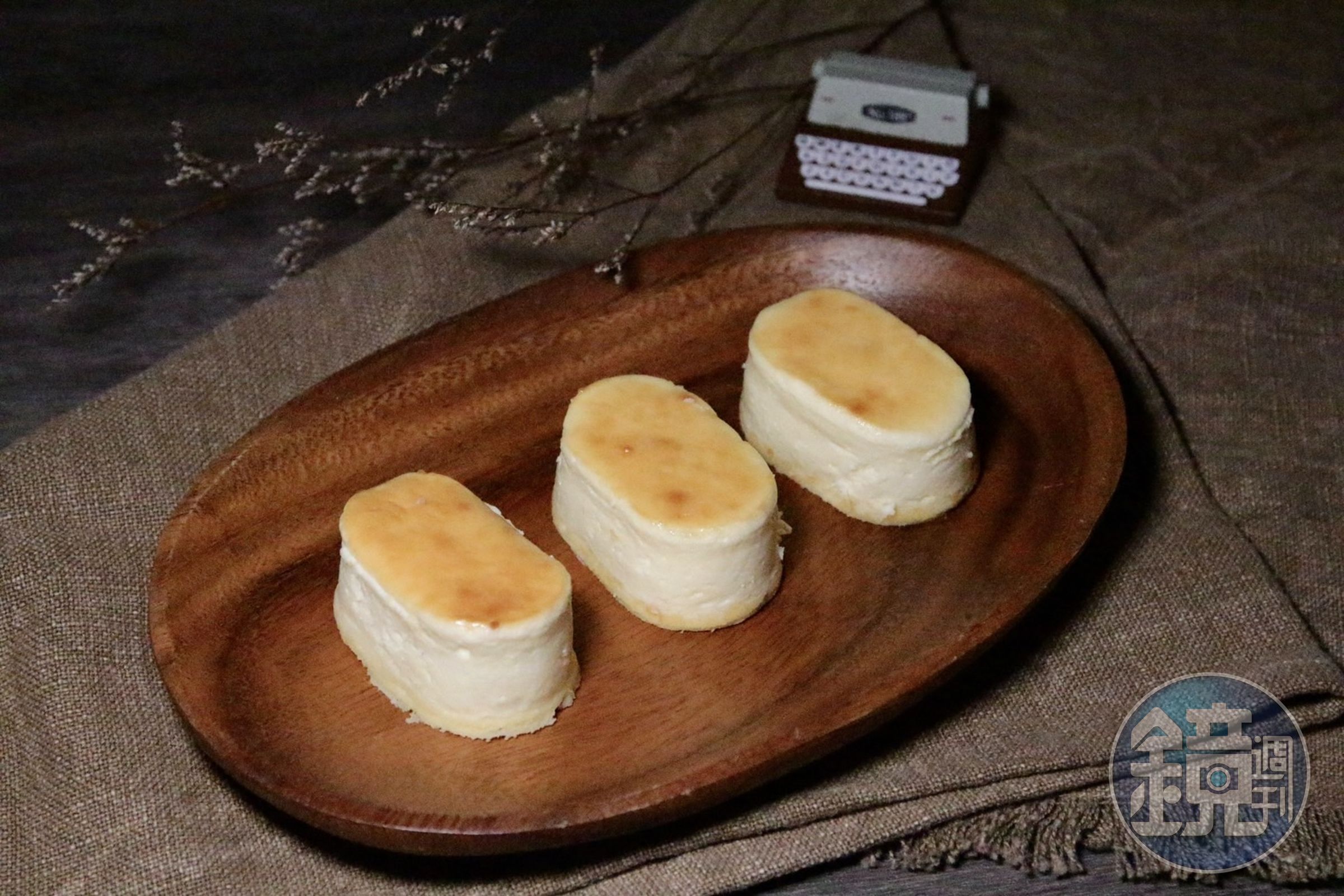 綿密化口的「半熟乳酪」即使罪惡也要吃！每一口香濃乳酪在口中化開的感覺超美好。（99元／份）