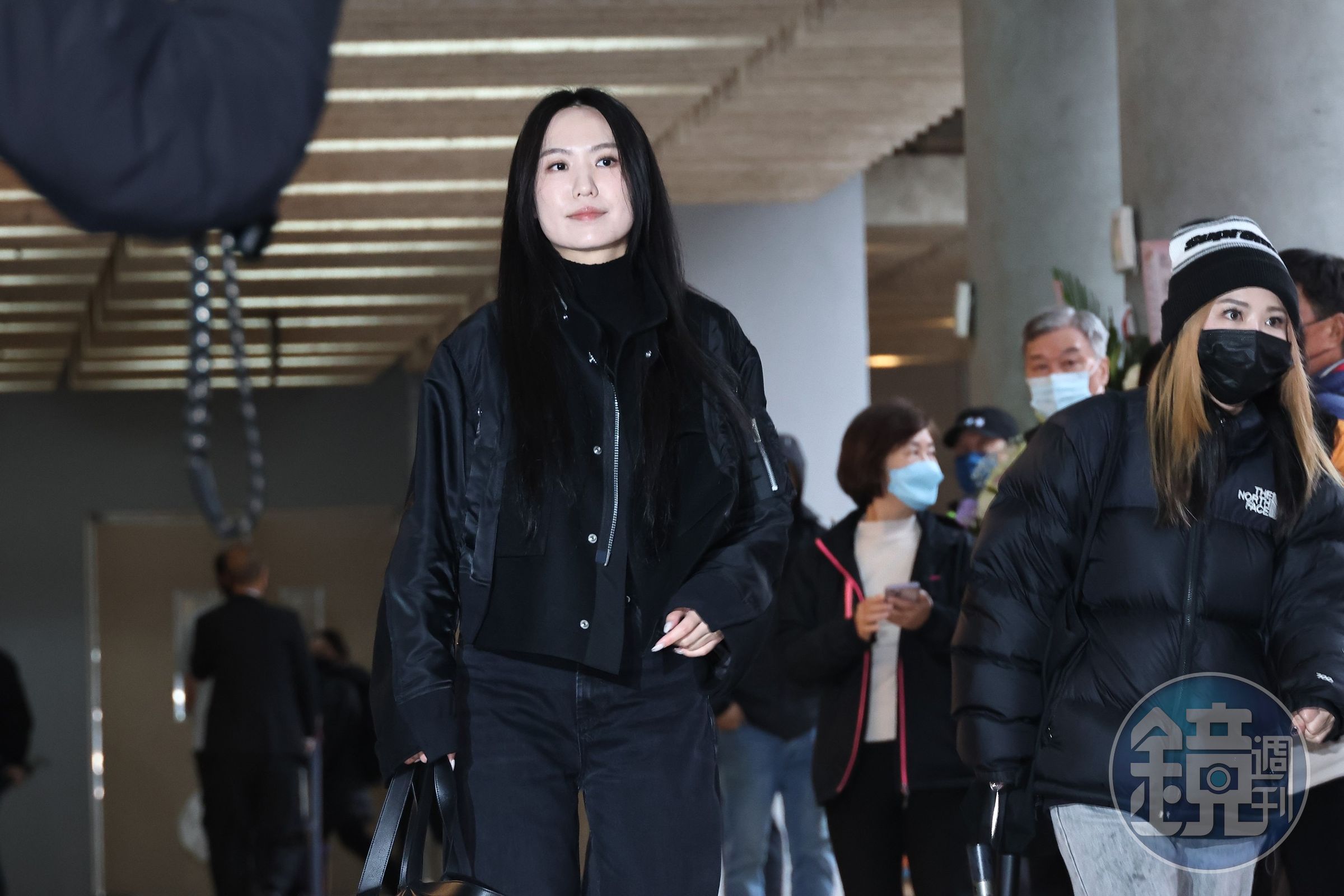 唯一一個到場的《超級星光大道》歌手孫盛希，透露出不捨。