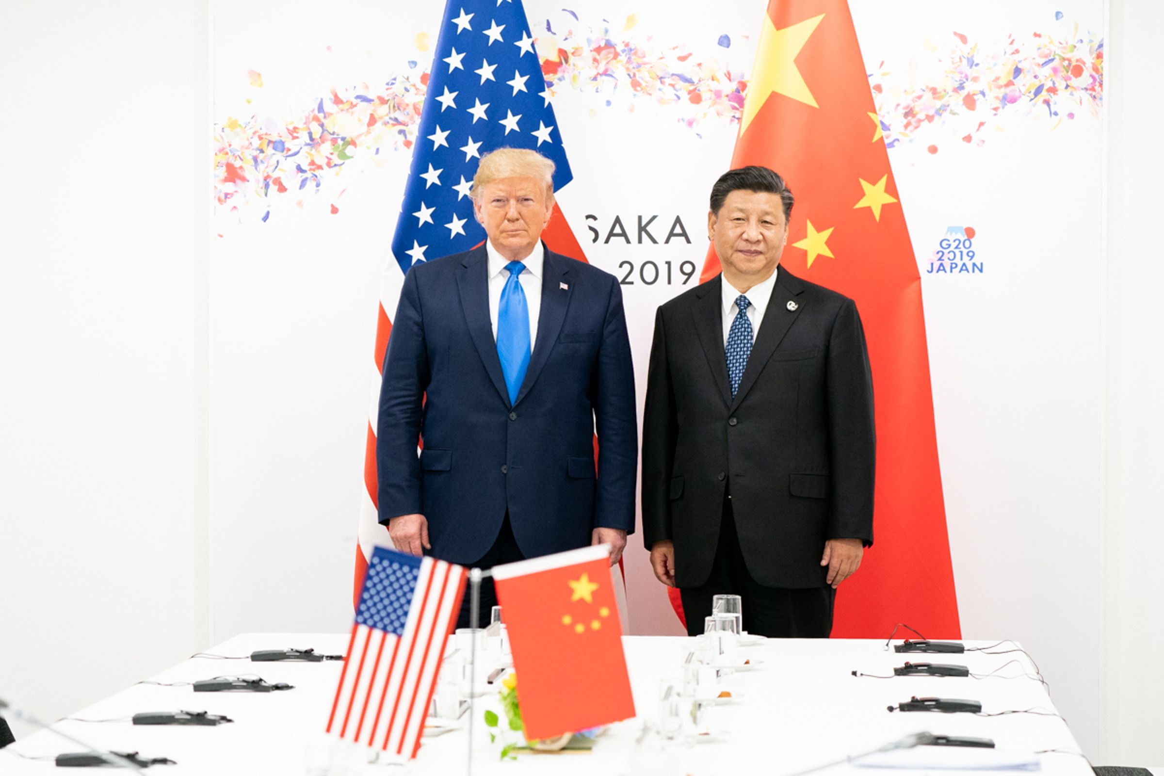 川普簽署行政命令,美對中關稅寬限期再延90天。(翻攝自flickr@The White House)