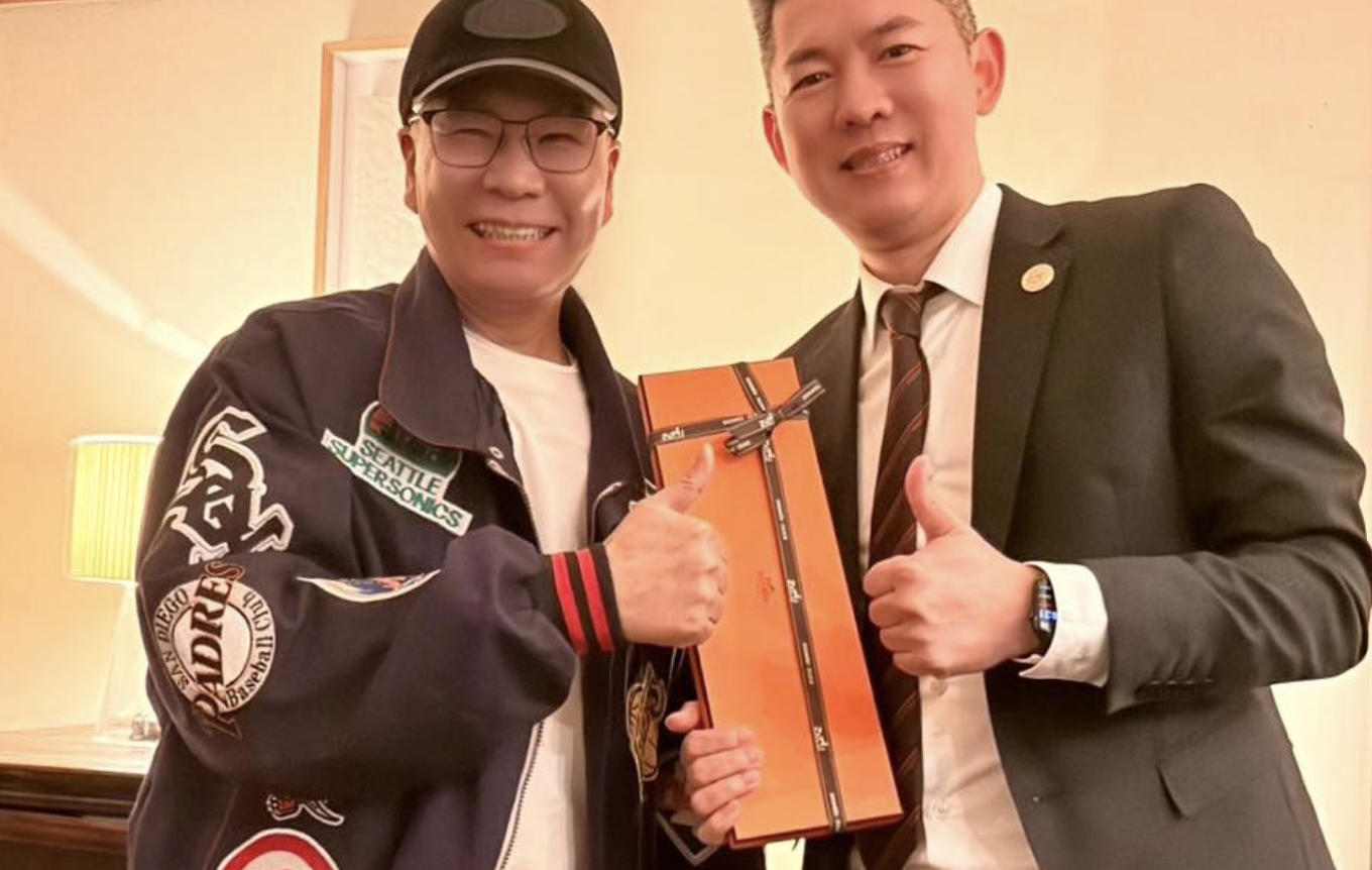 沈玉琳得知每日理賠金額扣掉住院醫療費用，還多賺5千，讓他驚呼「結果有夠OMG的」。（翻攝自沈玉琳臉書）