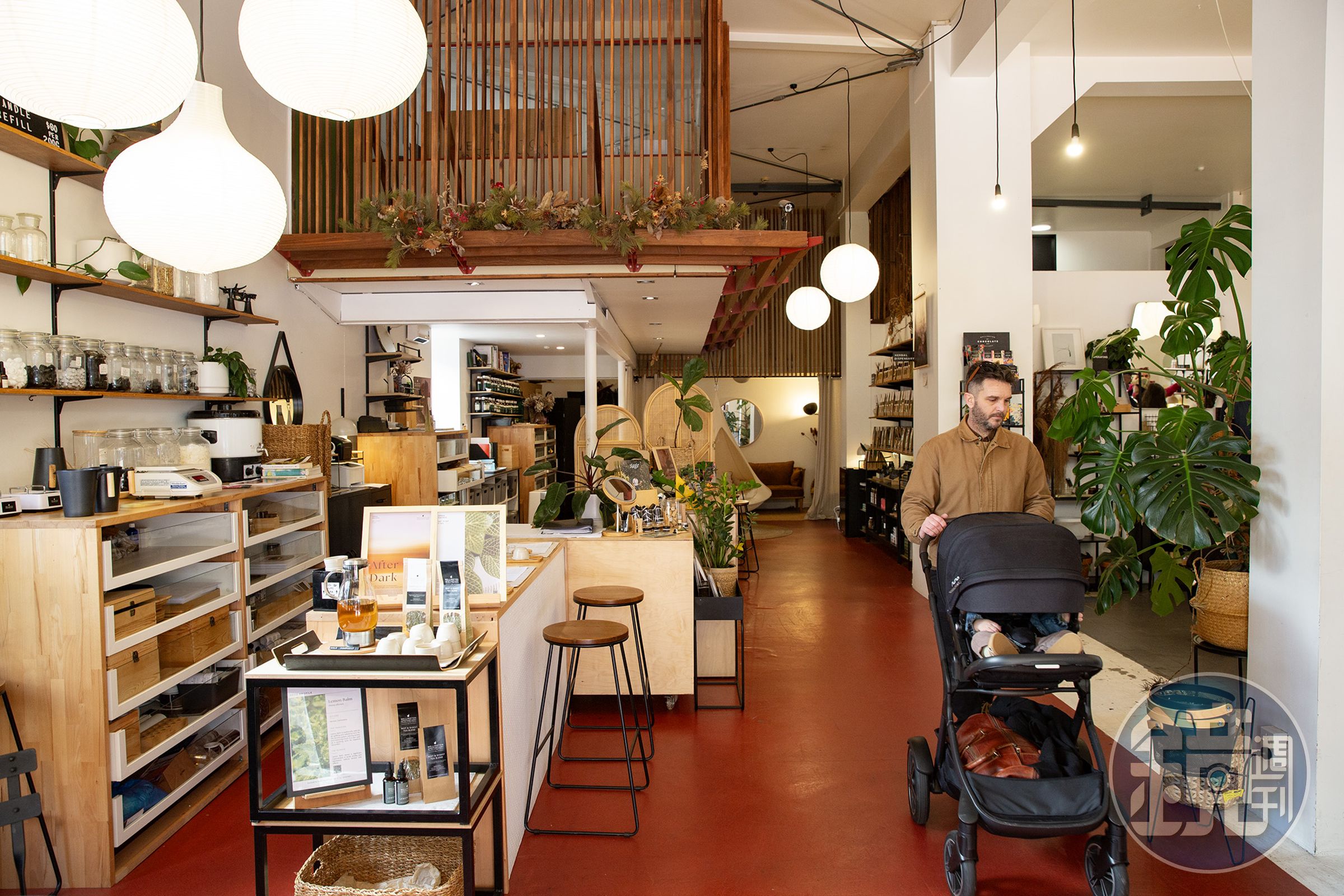 Wellington Apothecary以植物香氣與天然草本為主題,從花草茶、香氛到日常保養用品,打造適合慢慢探索的生活風格選物空間。