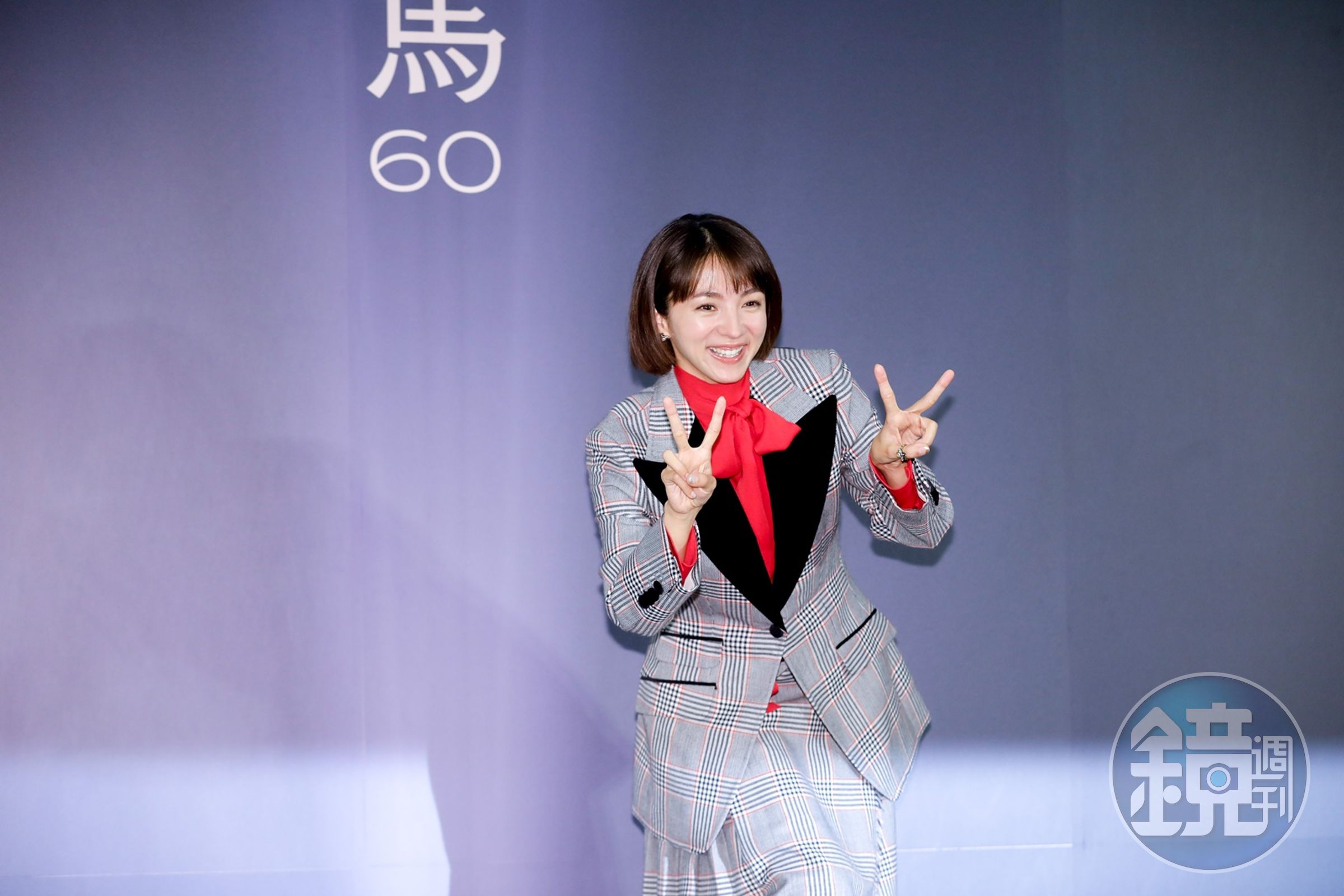 滿島光拍攝時真實性格一覽無遺，一度比YA引來哄堂大笑。