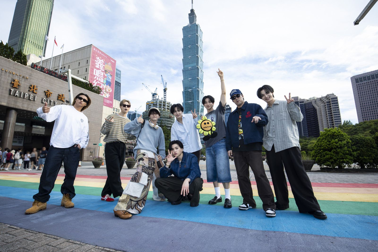 FANTASTICS完整體抵台有洋蔥 佐藤大樹中文讚台粉「超派」笑翻全場