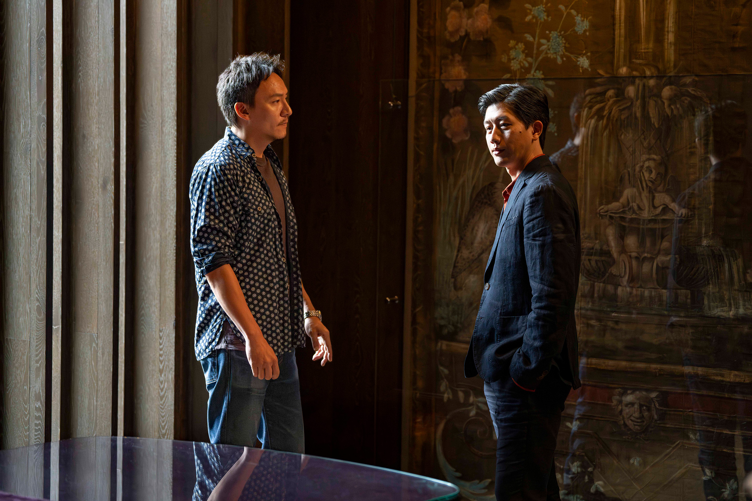 張震（左）與莫子儀（右）以《餘燼》分別入圍金馬獎最佳男主角與男配角。（本地風光提供）