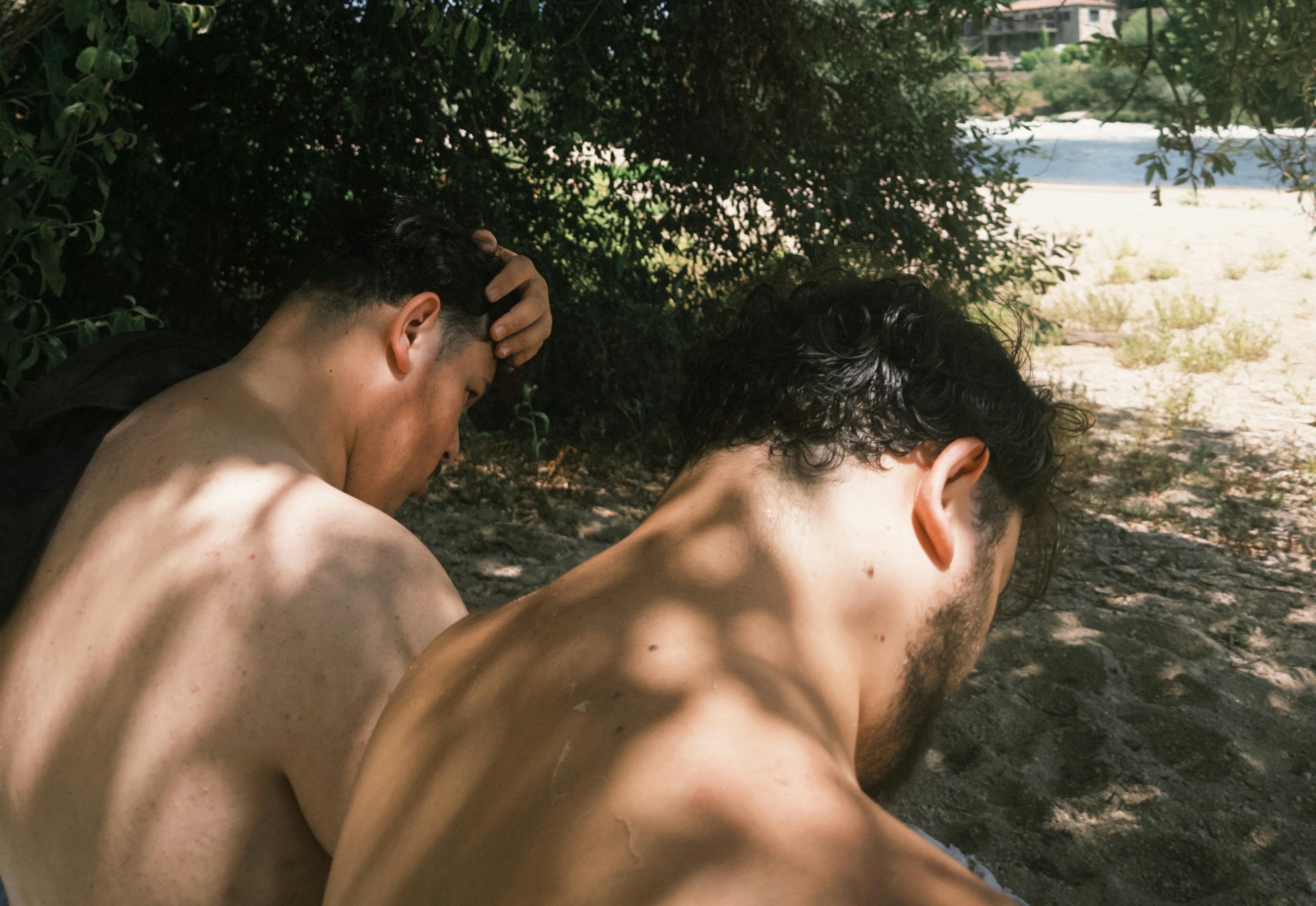 阿根廷一名男子在自家院子裸體時遭Google街景車拍下。示意圖非當事人（pexels提供）