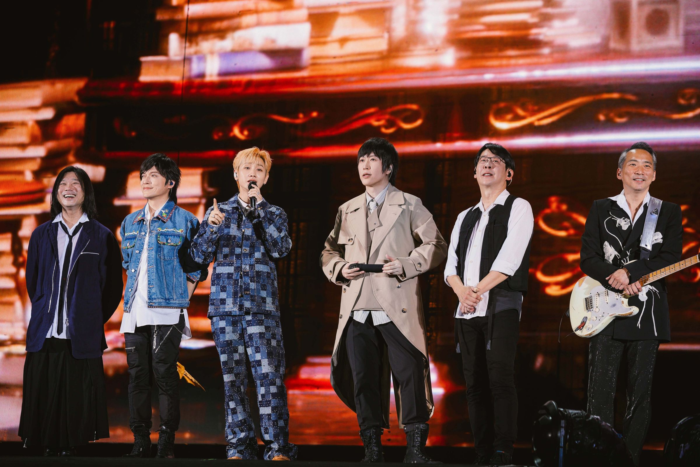 五月天邀來汪蘇瀧擔任鳥巢演唱會嘉賓。(相信音樂提供)