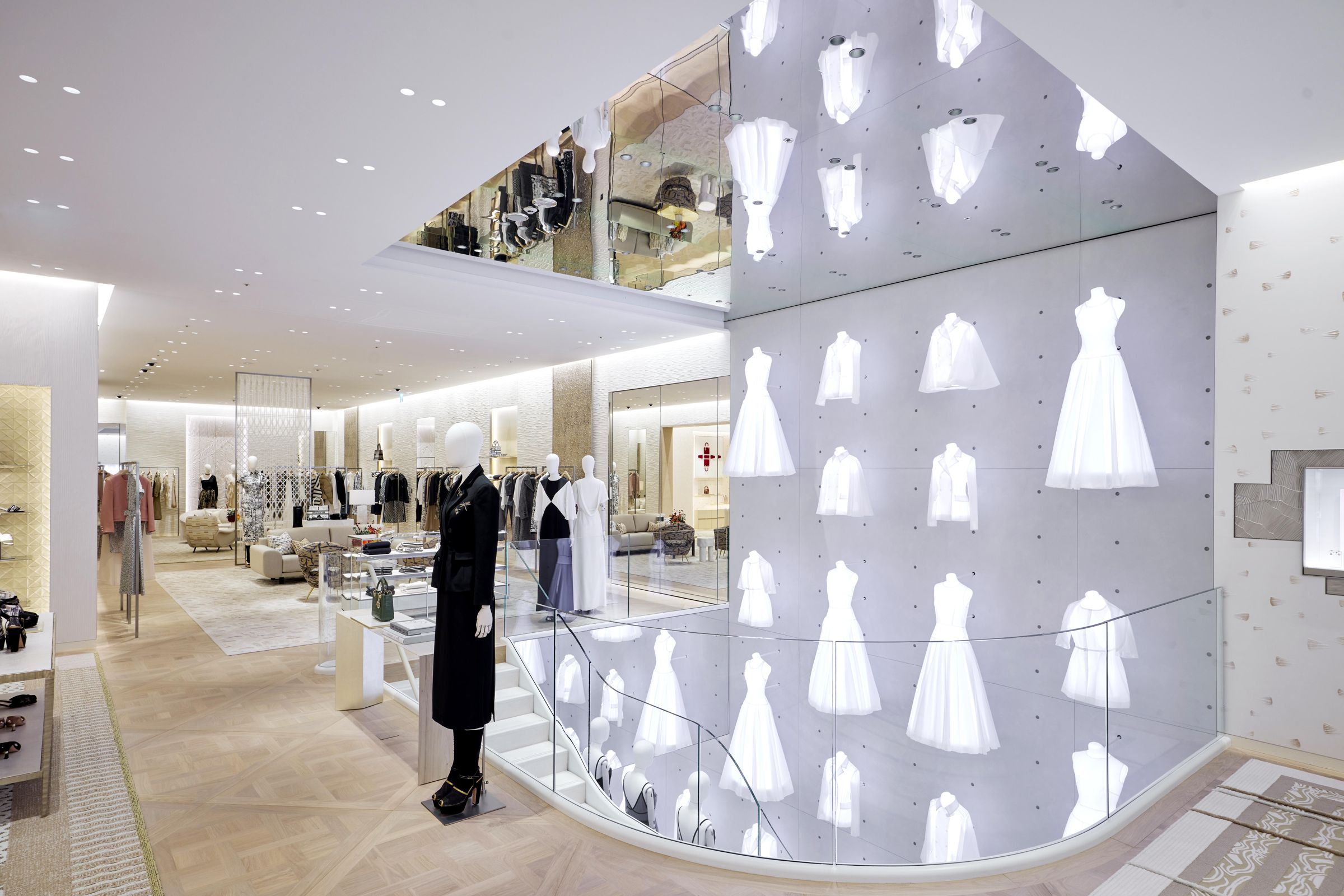 DIOR新光三越DIAMOND TOWERS專賣店空景照。(迪奧提供)
