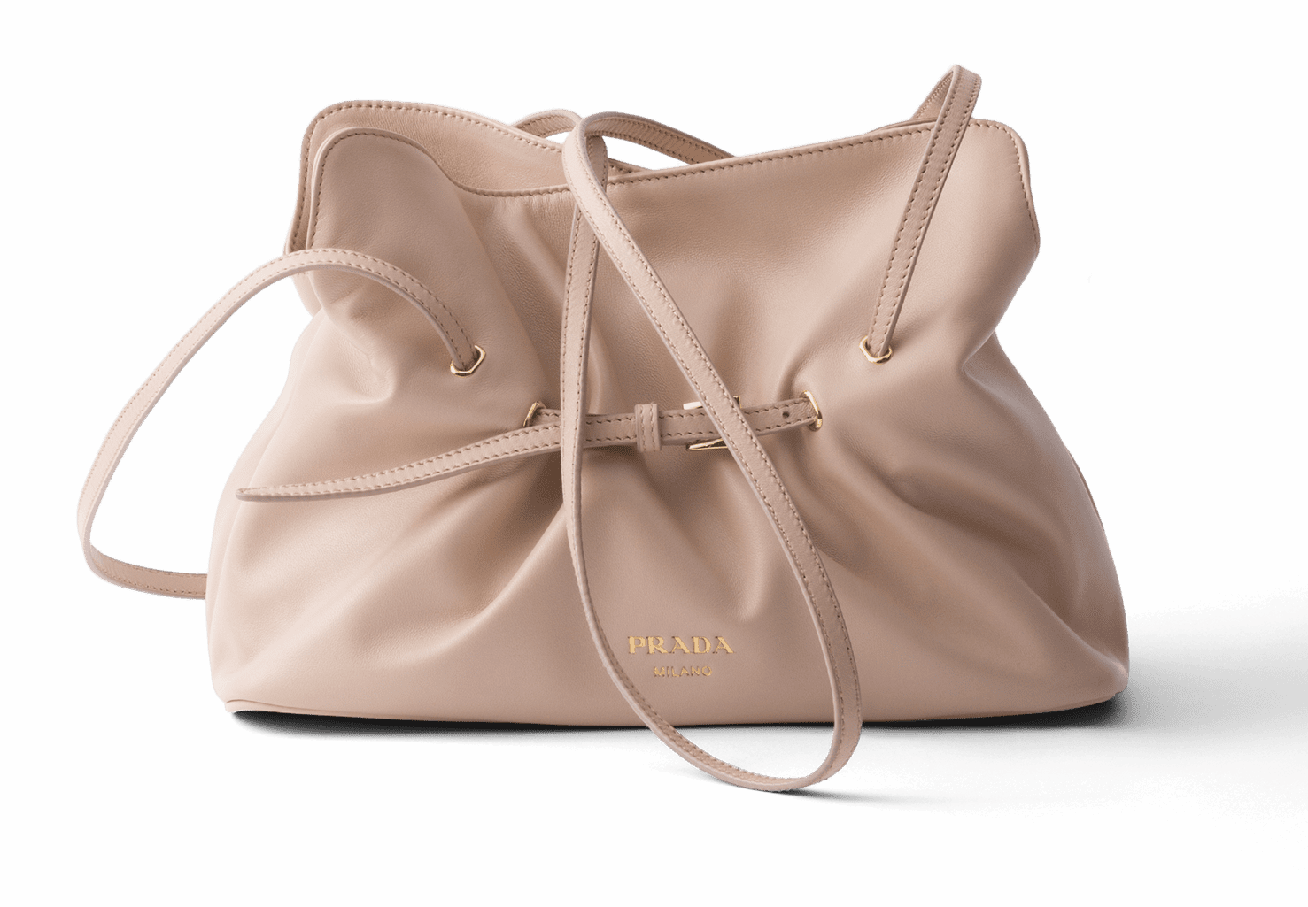 PRADA Dada納帕皮革肩背包，NT$91,000。（PRADA提供）