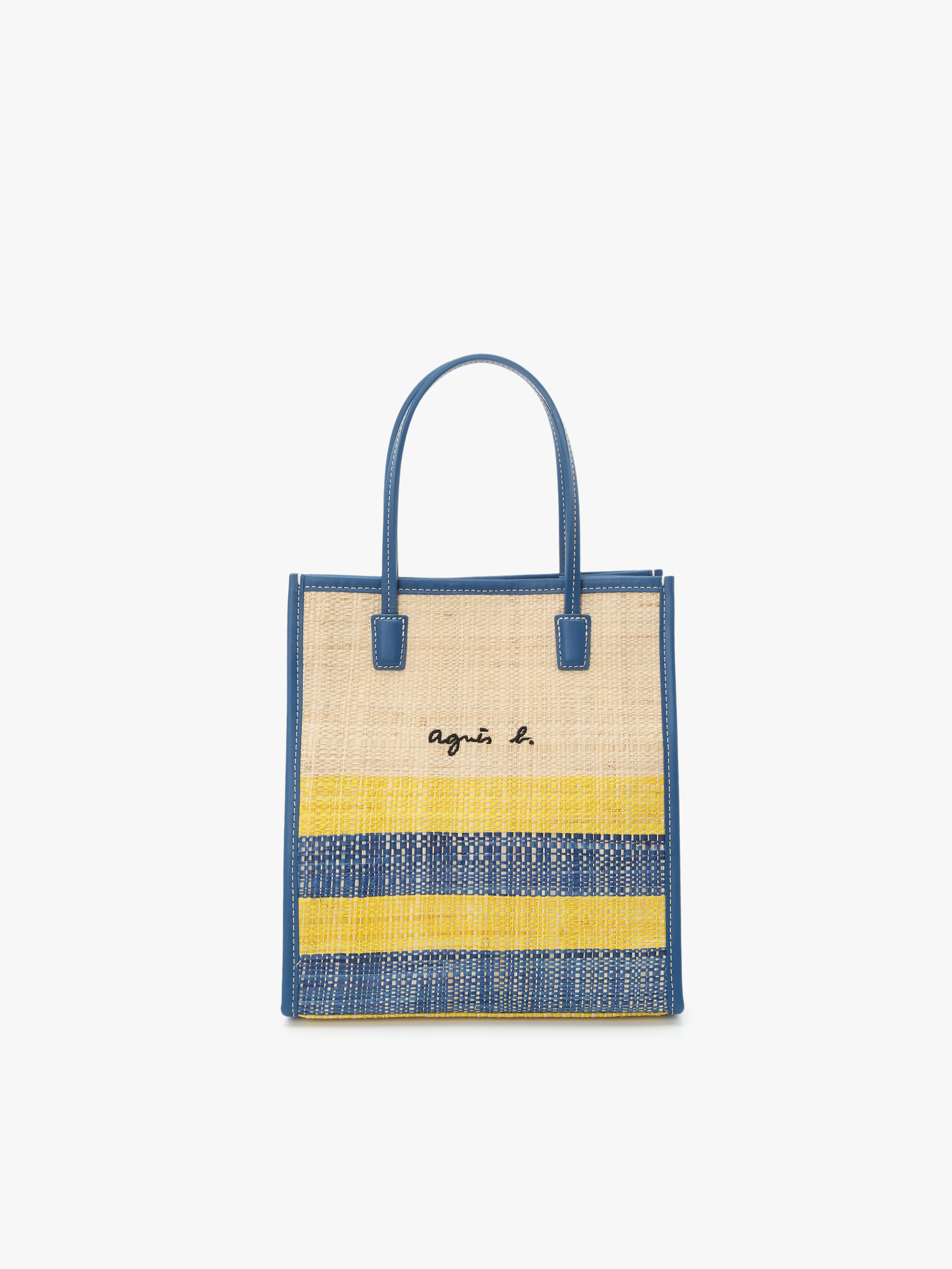 拉菲草手提包。NT$6,580（agnès b.提供）