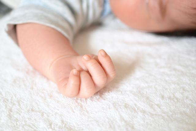 國內仍處於流感流行期，疾管署說明，上週新增11例死亡、34例重症，其中年紀最小的重症患者為4個月大男嬰。（示意圖，Photo-AC）