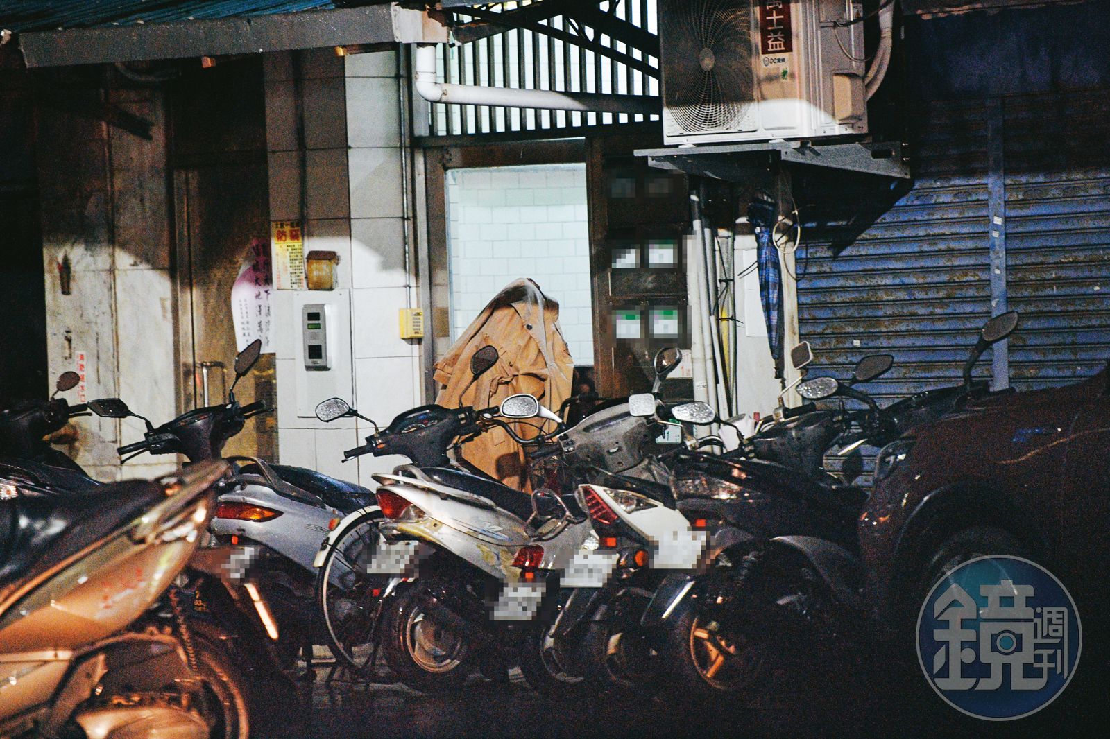 2024.12.23 19:50 吃完櫻桃鴨後，徐宏民載高女（圖）回台北，並讓她先下車回家