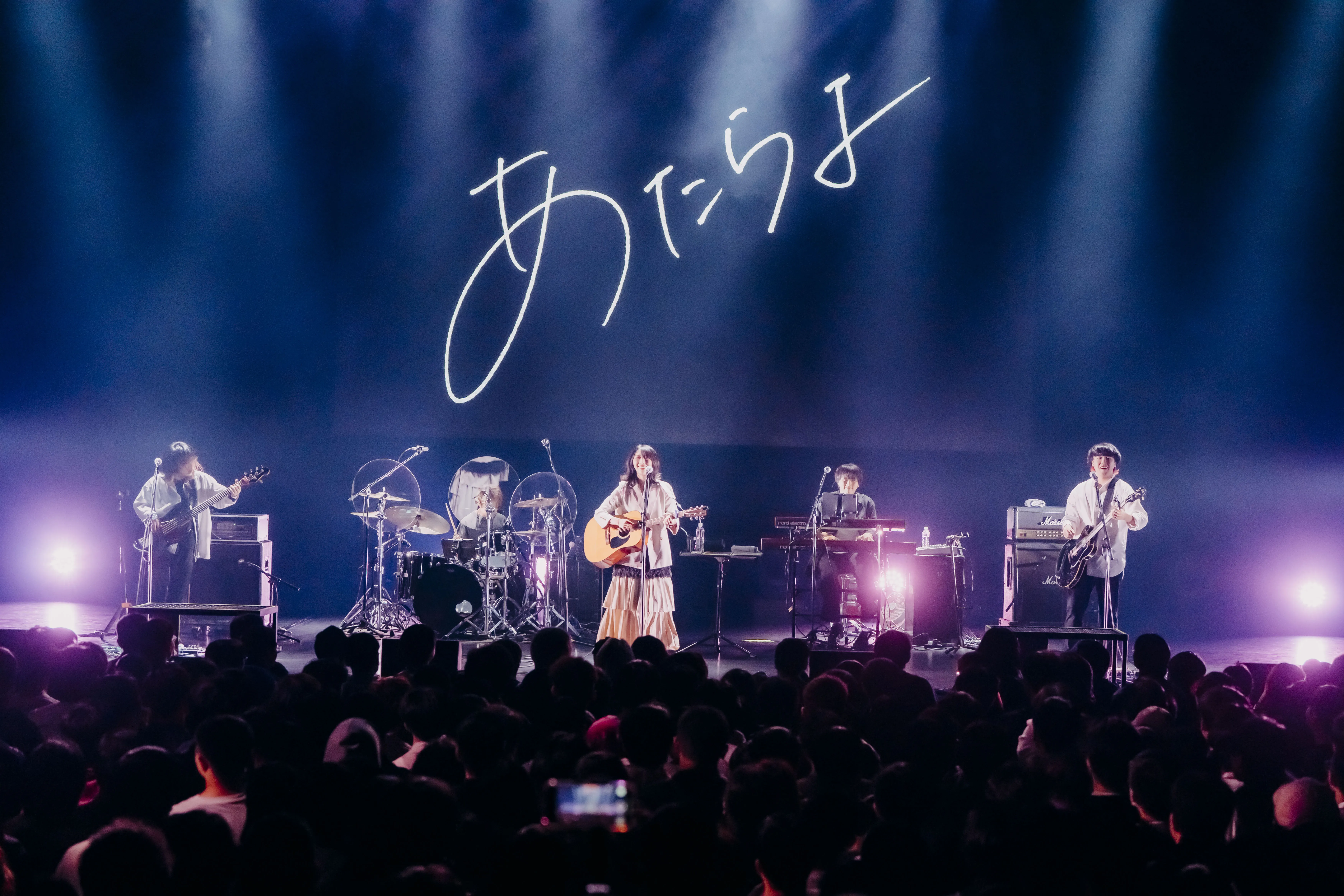 Atarayo連續第三年來台，從Legacy、Zepp New Taipei一路唱進北流，演出場地規模逐年升級。（B’in Live Entertainment提供）
