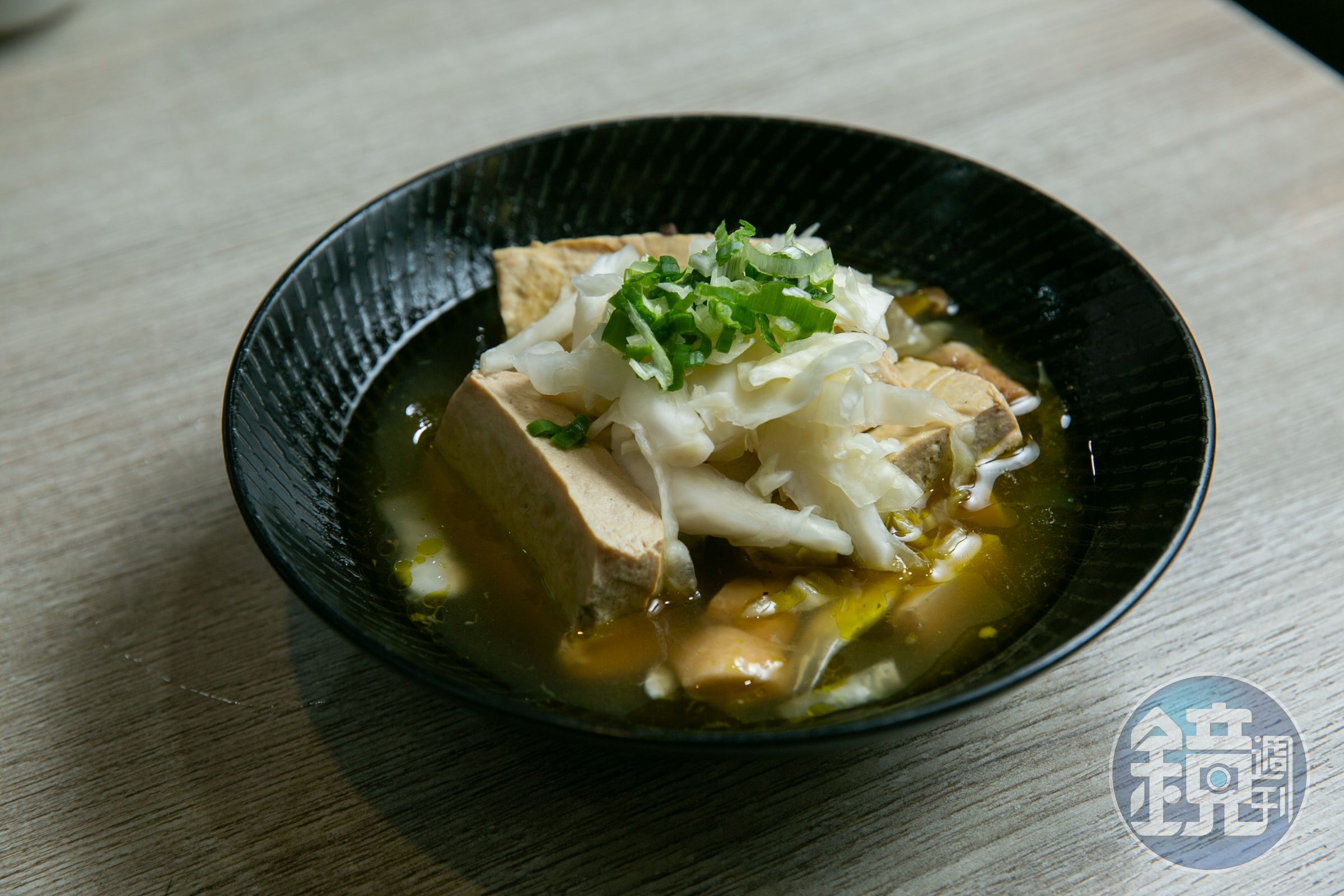 麵東北有銷售東北之家青麻椒臭豆腐。（100元/份）