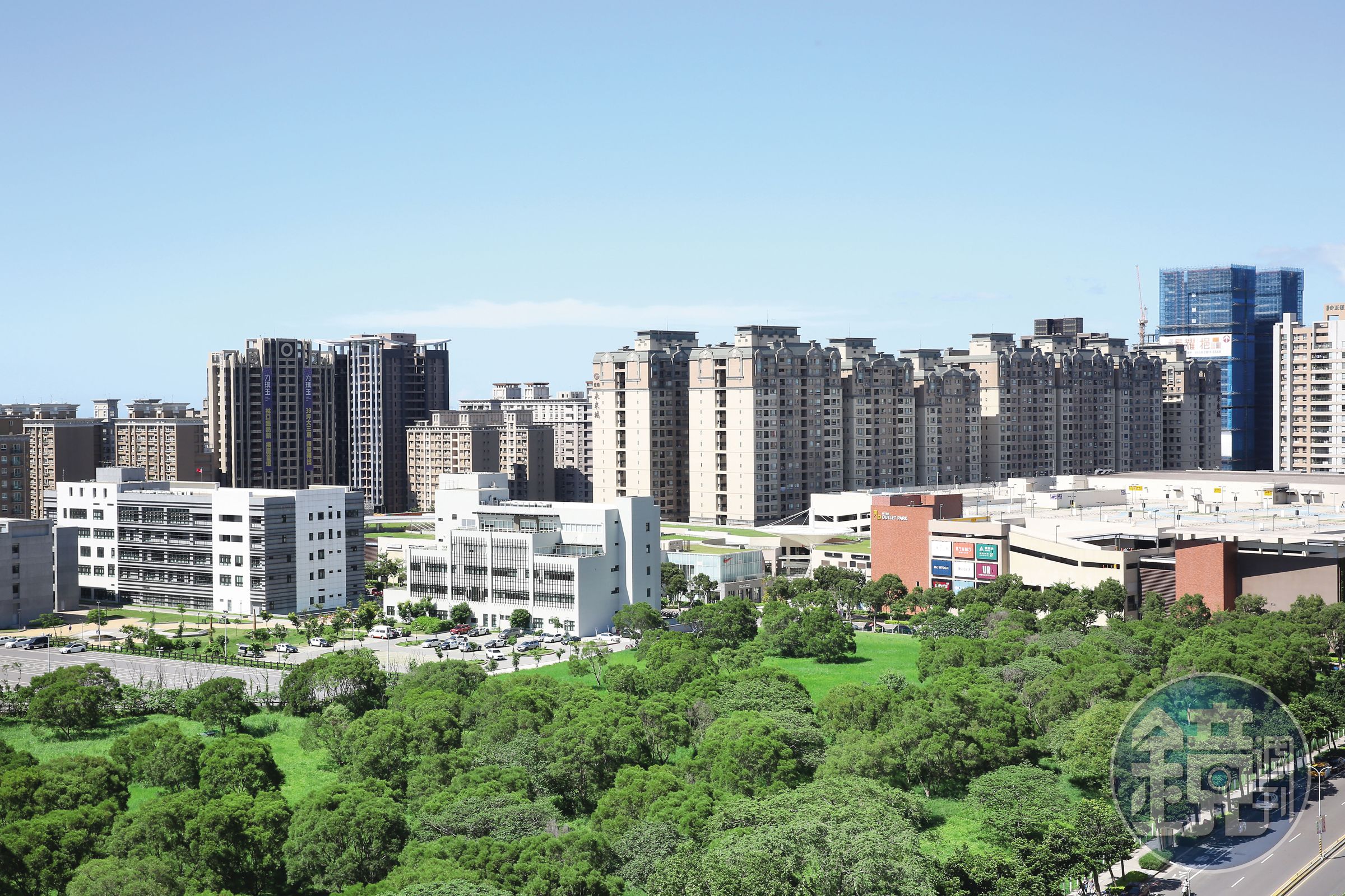 林口的街廓整齊、屋齡新、綠化多，是港人移民台灣最喜愛居住的地方，號稱「小香港」。