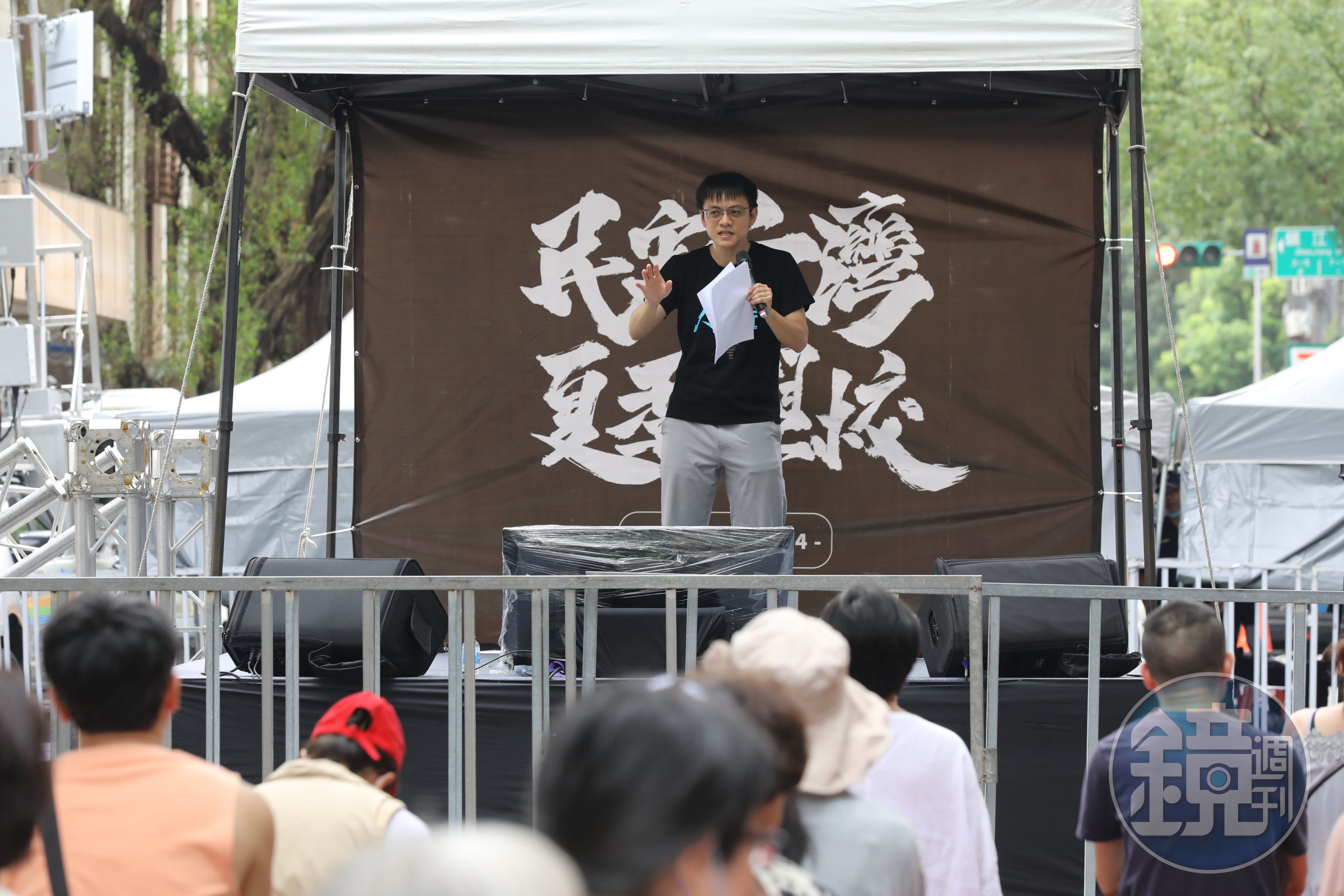 針對國會改革法案將覆議表決,公民團體19日也發起青鳥行動重返立院活動。