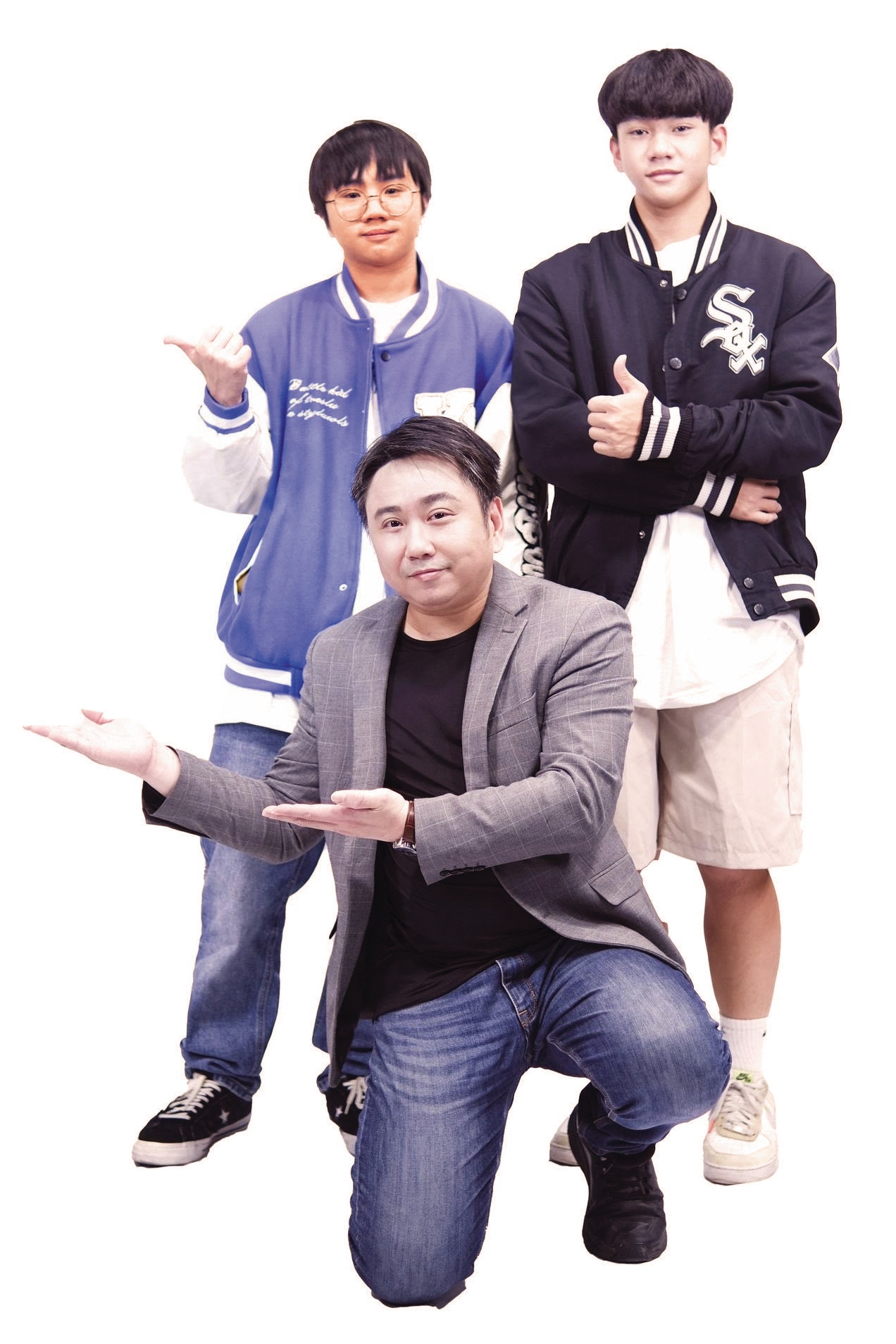 小小彬(左上)進入青春期後對演藝圈,較無興趣想專心學業。(彬彬正記國際有限公司提供)