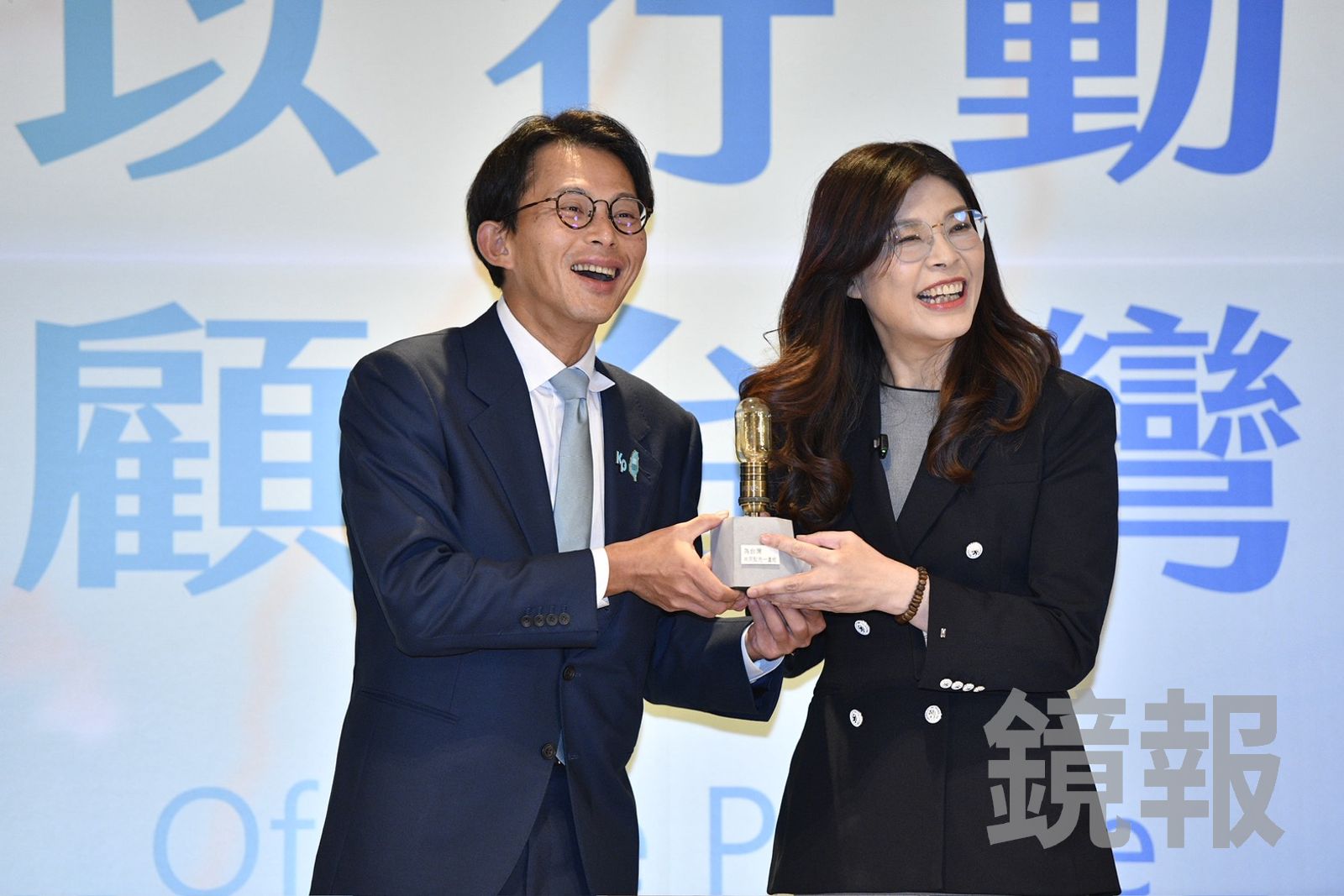 贈禮被民進黨酸「職業關燈手」 黃國昌:我在賴清德眼中是必須剔除的雜質