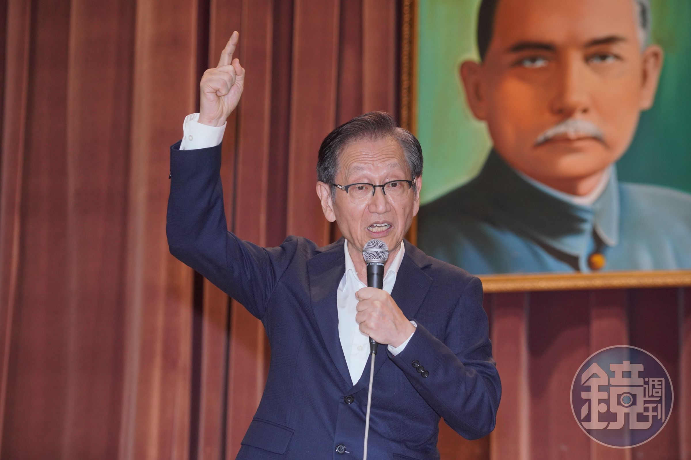 施崇棠強攻AI伺服器，預告將超前達成「5年內成長5倍」的業務目標。