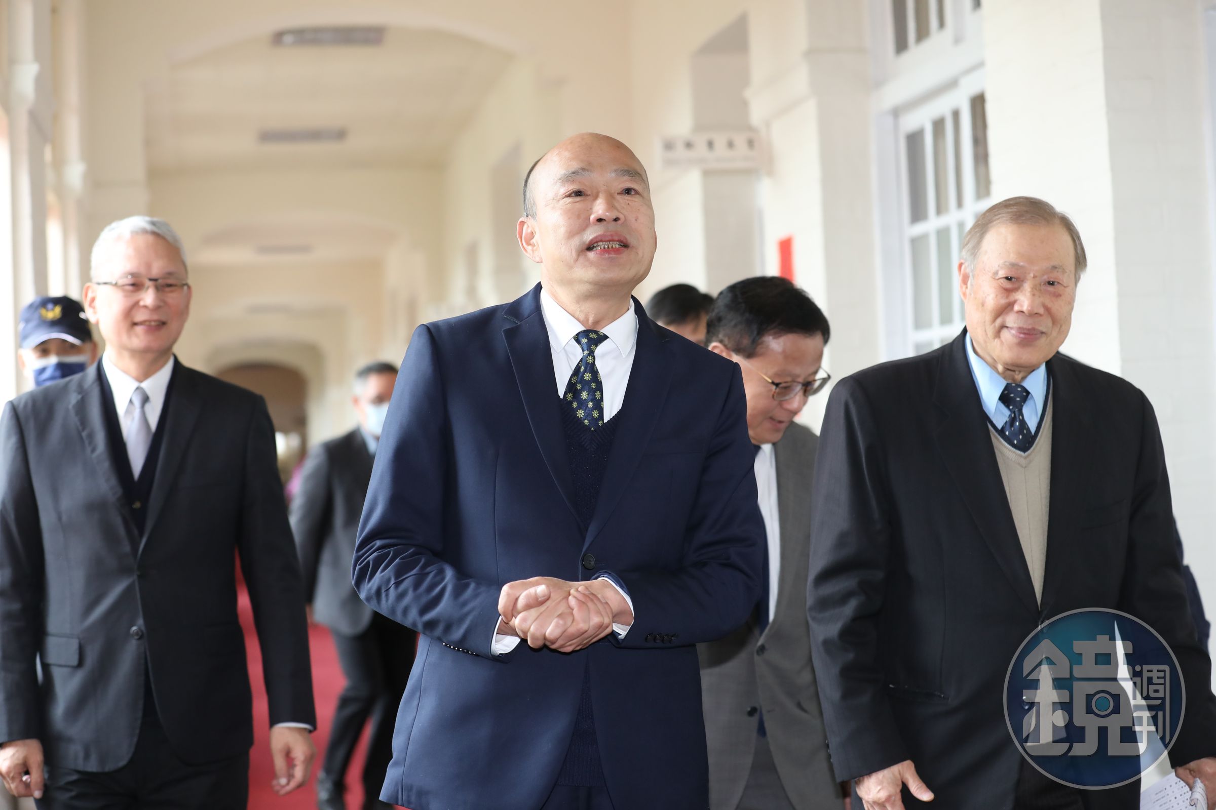 立法院長韓國瑜今上午先率領新任祕書長周萬來,視察院內各單位。