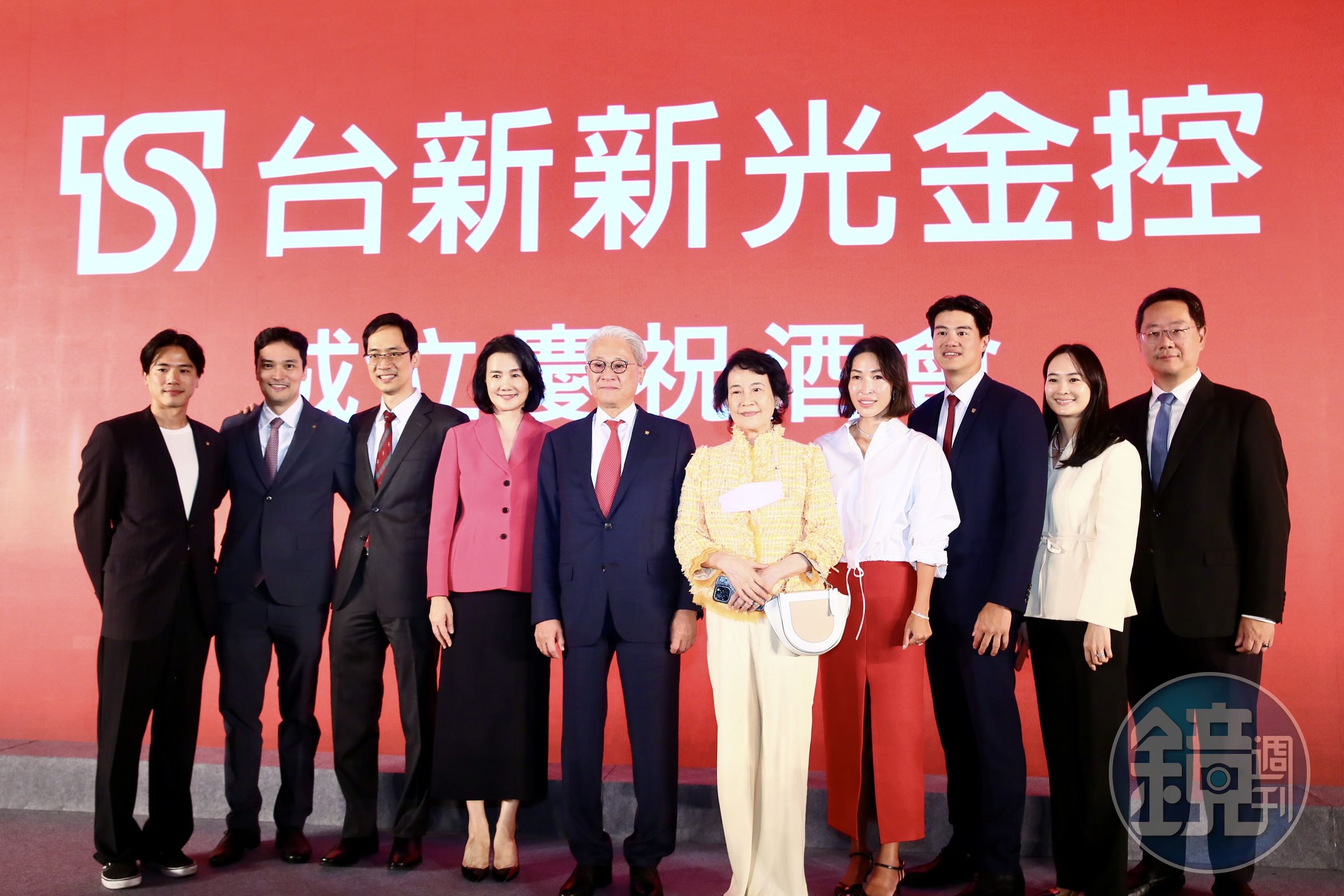 一場盛宴，更是一場「勝宴」，也贏來一場家宴，讓吳家二代、三代聚集。