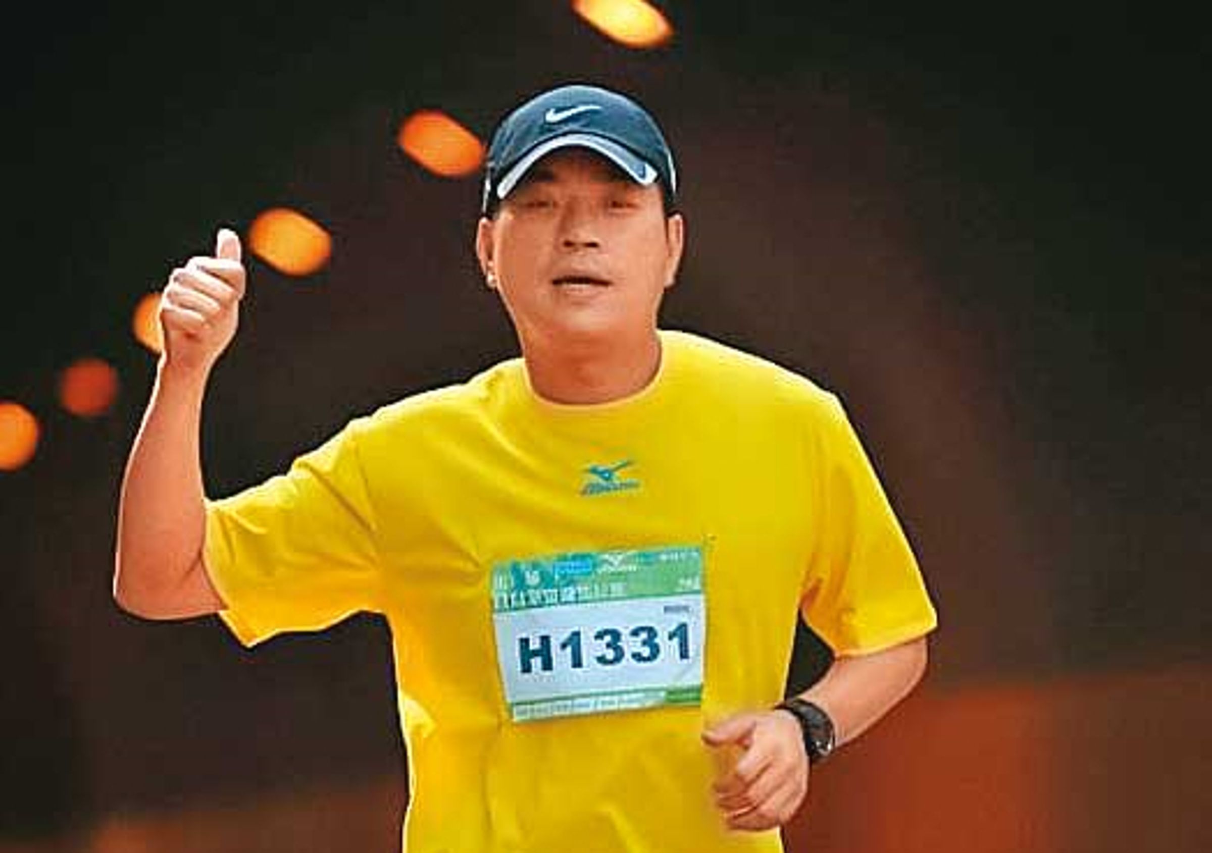 林明佐擔任博弈集團內鬼,因常惡言教訓部屬,收押消息傳出,基層一片叫好。(翻攝林明佐臉書)