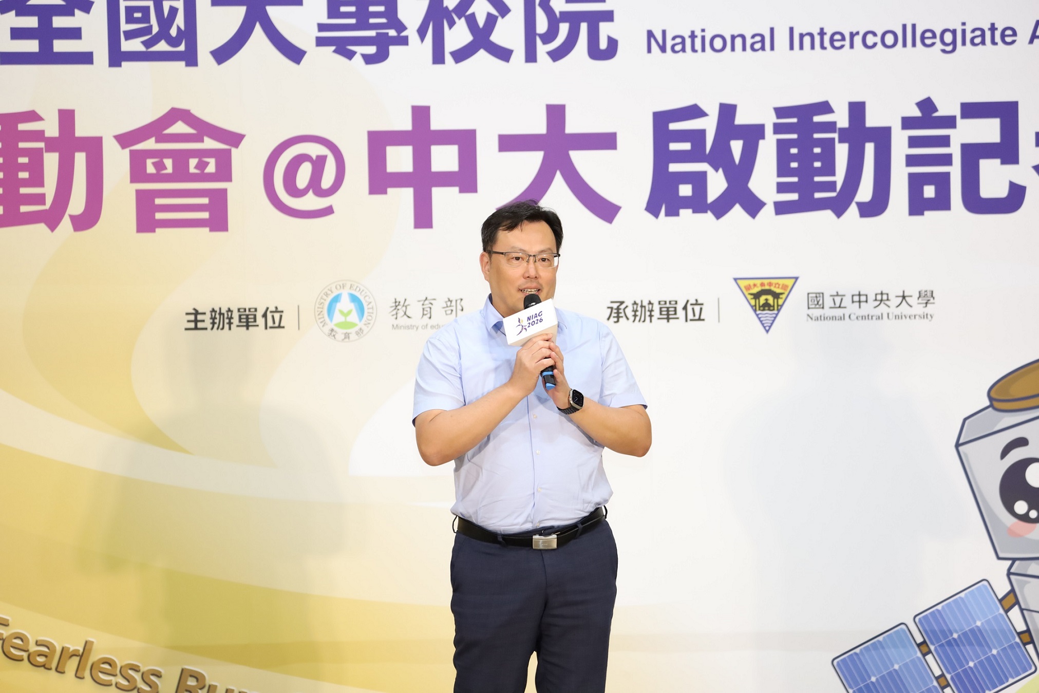 體育署長鄭世忠遭爆今年頻繁以考察、後勤名義出國，他發出5點聲明喊冤澄清。（體育署提供）