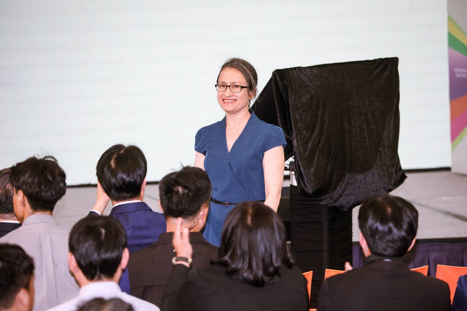 先前爆出出訪捷克時座車遭中共策畫鎖定追撞，蕭美琴今於X平台回應此事，強調中共的非法行徑，「不會嚇阻我在國際社會上為台灣發聲。」（鏡報鄒保祥攝）