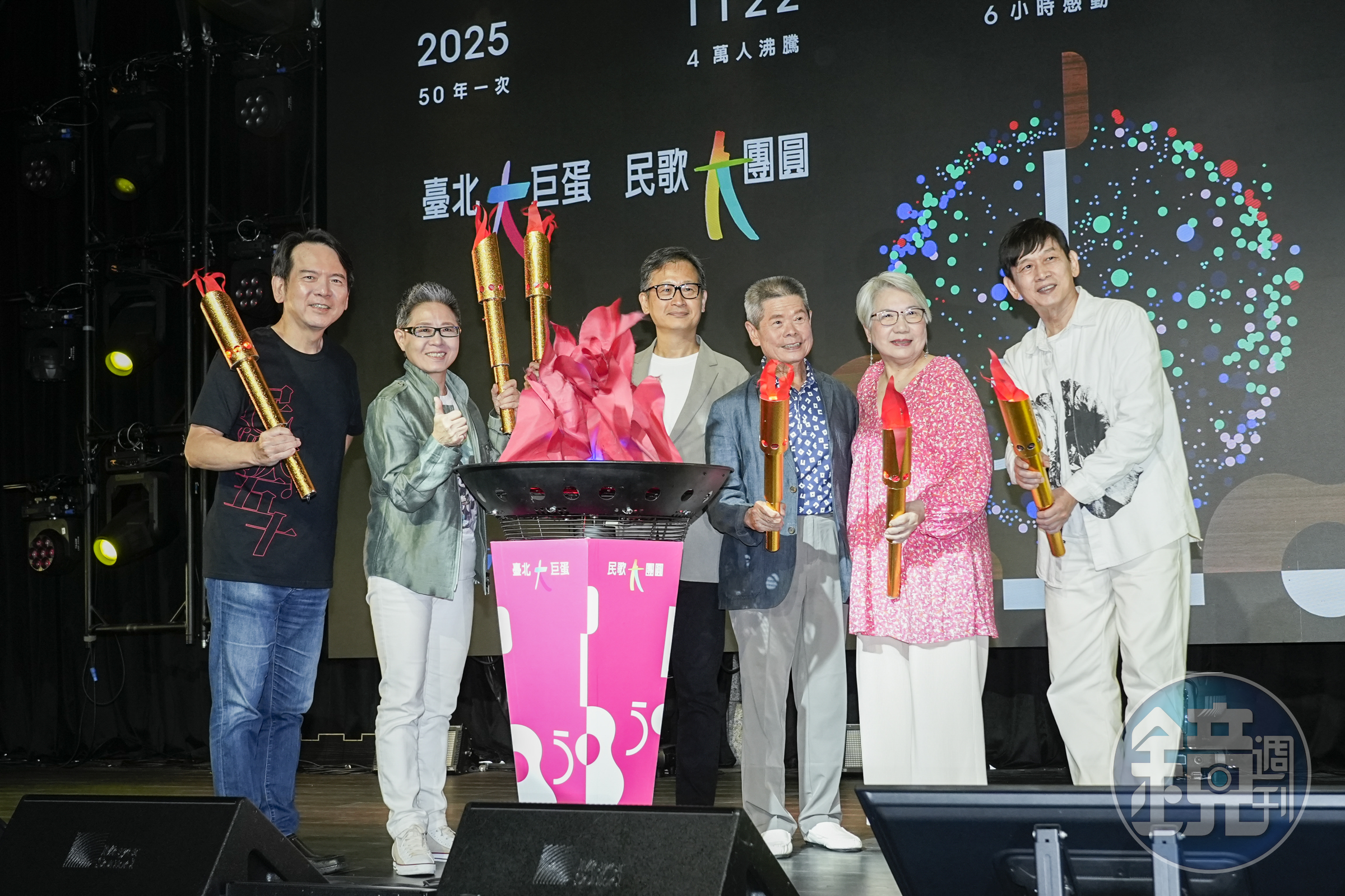 陶曉清、吳楚楚、殷正洋、李建復、丁曉雯及第一代民歌歌手張明智出席宣傳啟動記者會。