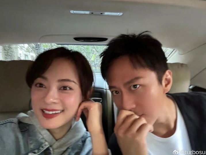 孫儷和鄧超日前因為被跟拍孩子的照片和路人吵架。（翻攝自孫儷微博）