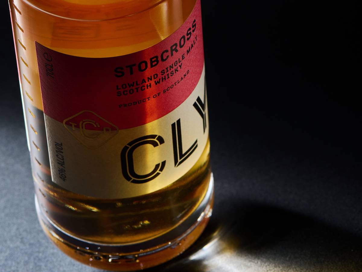 克萊薩威士忌，是在蘇格蘭最大城市格拉斯哥誕生的年輕蒸餾廠，位於克萊德河（River Clyde）河畔，因此取名為CLYDESIDE。